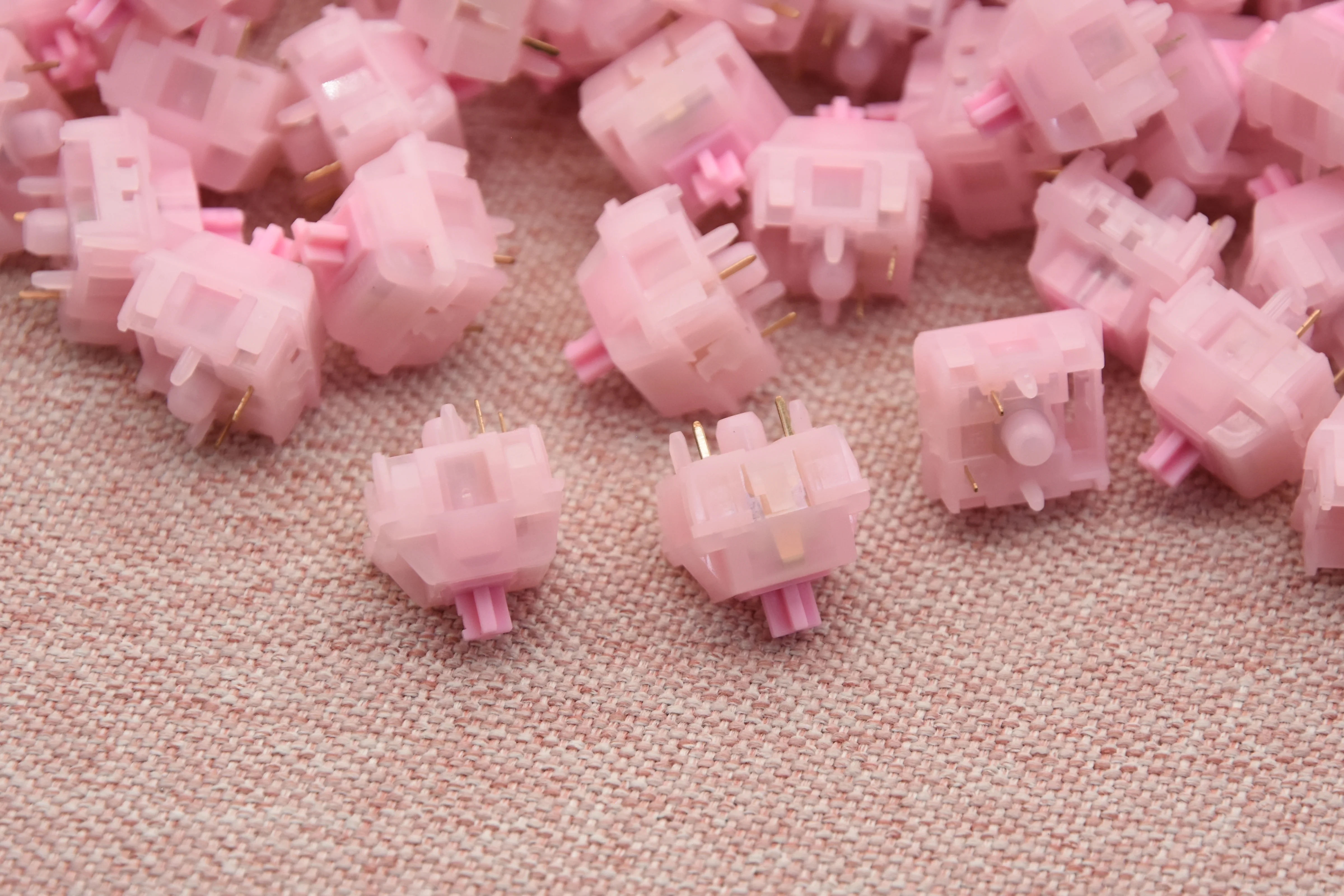 HMX SAKURA V2 SILENT LINEAR SWITCH FACTORY LUBED EDITION (10PCS) - Image 4