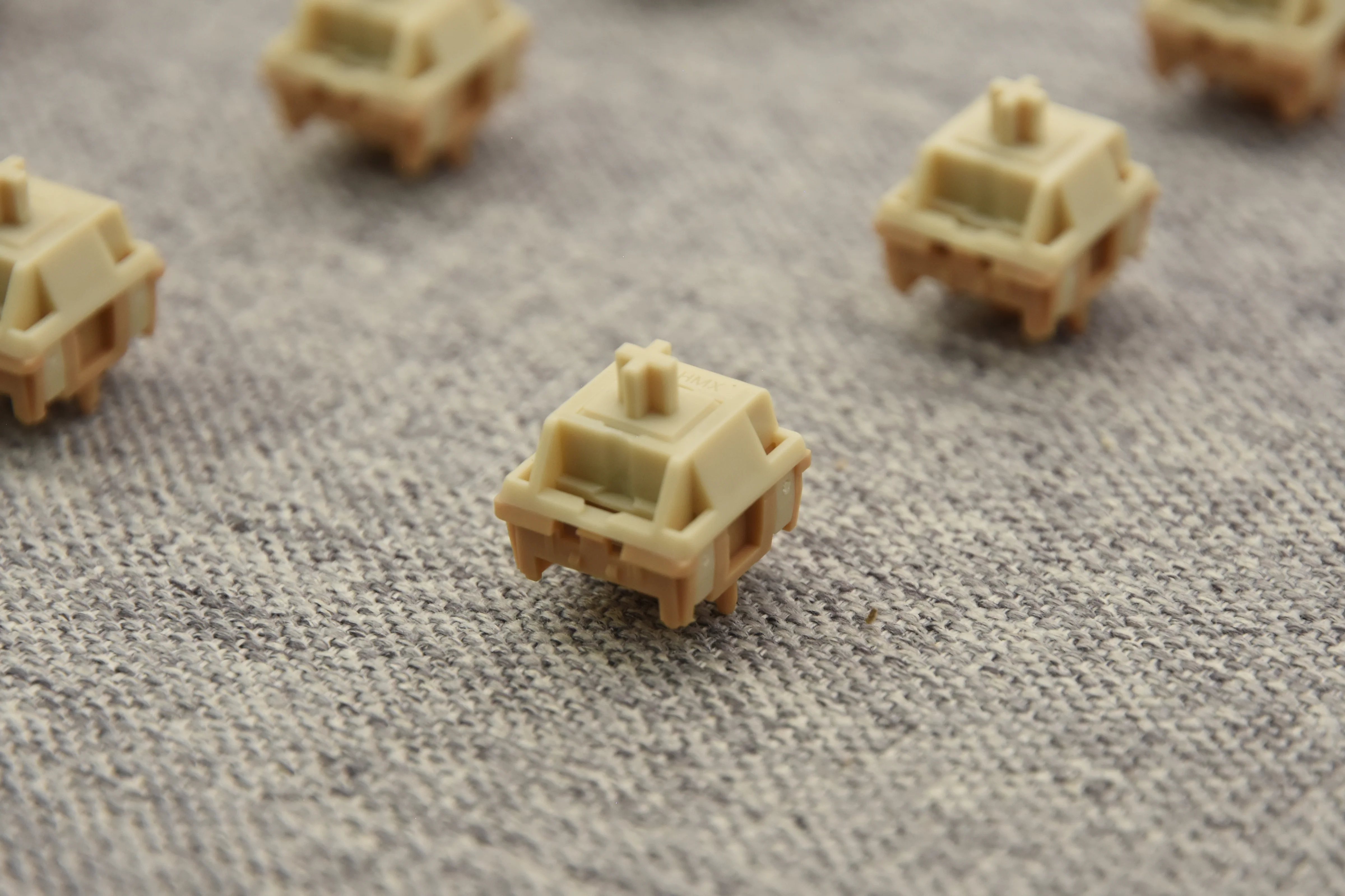 HMX SANDSTORM TACTILE SWITCH FACTORY LUBED (10PCS) - Image 10