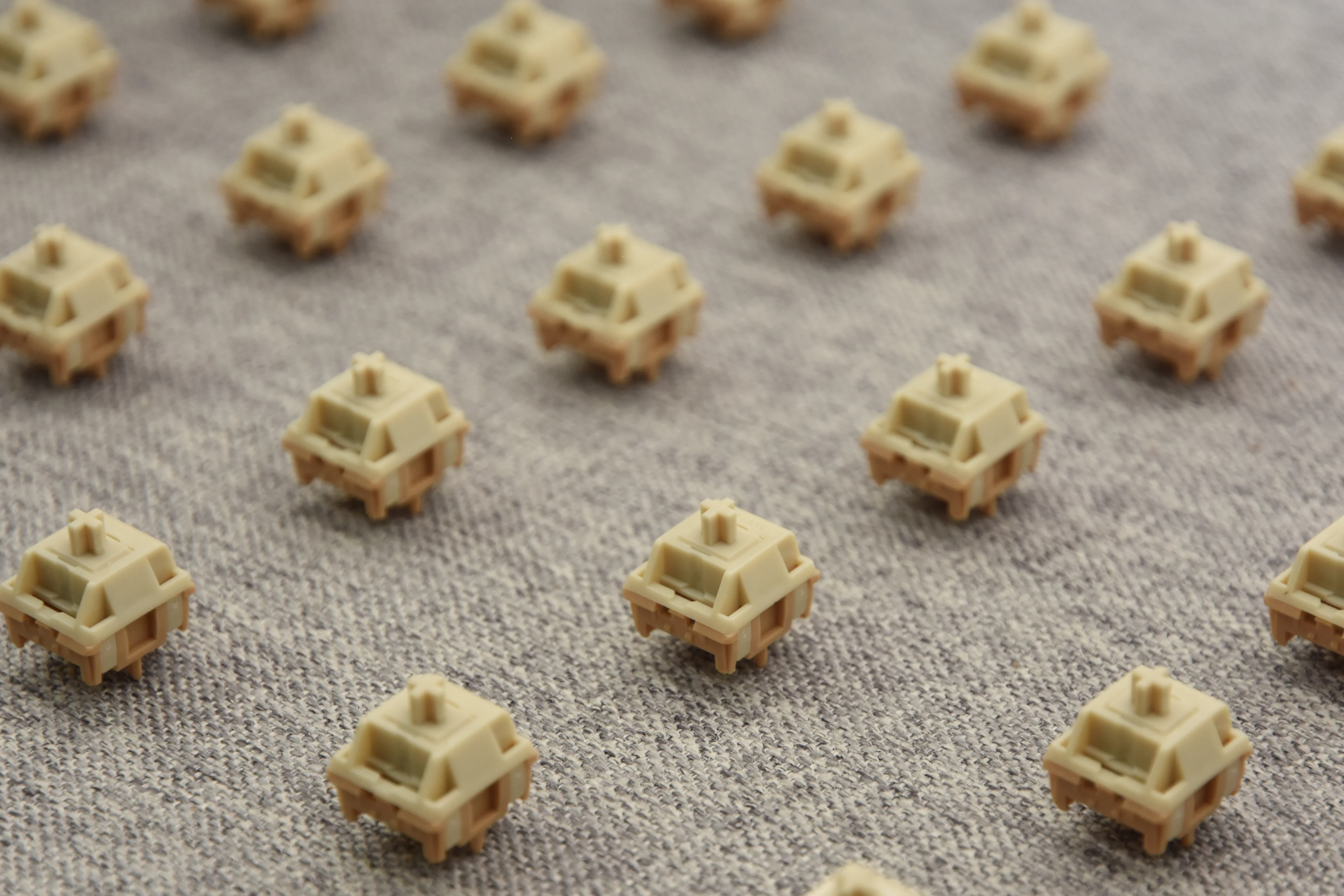 HMX SANDSTORM TACTILE SWITCH FACTORY LUBED (10PCS) - Image 11