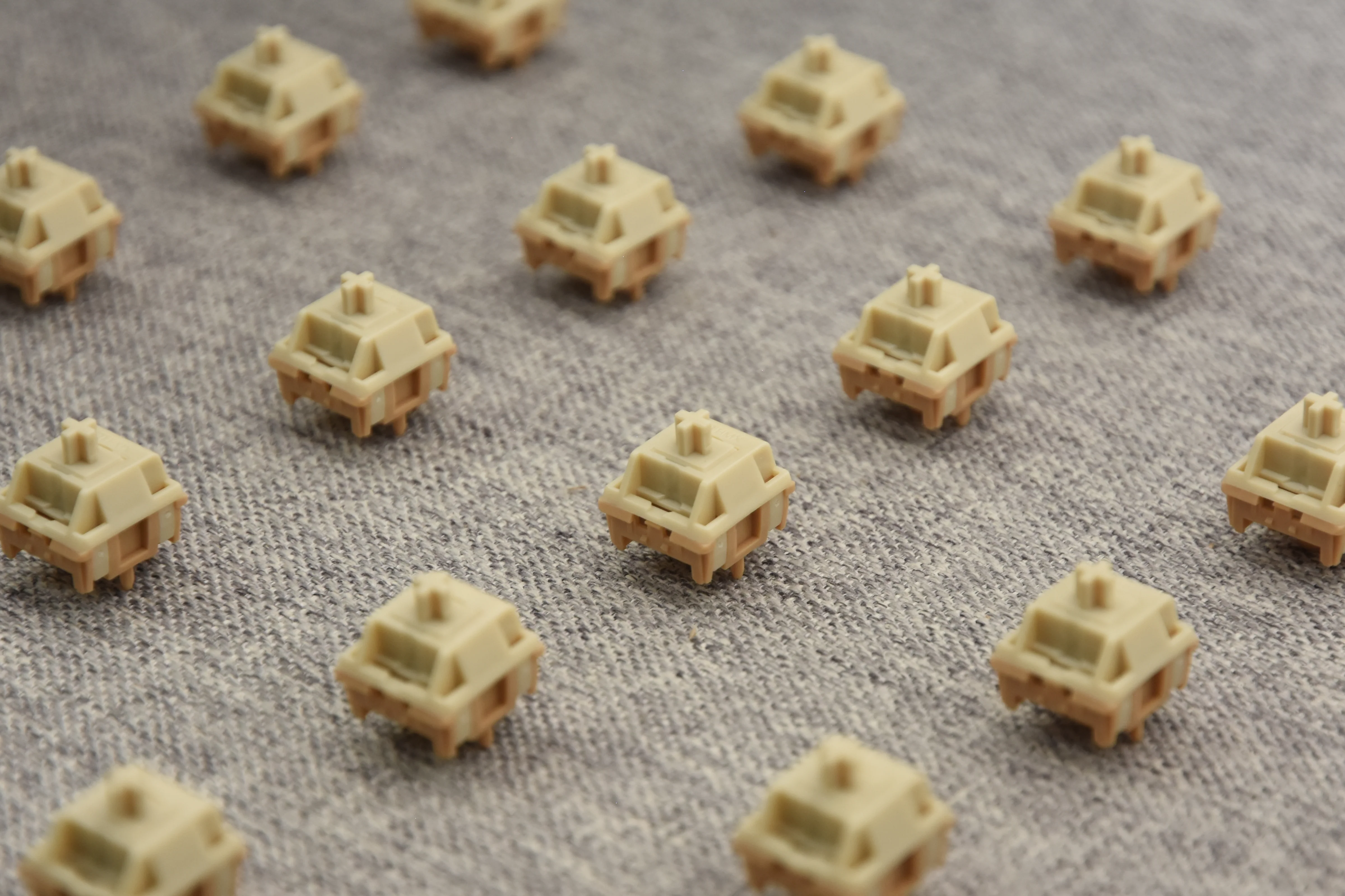 HMX SANDSTORM TACTILE SWITCH FACTORY LUBED (10PCS) - Image 12
