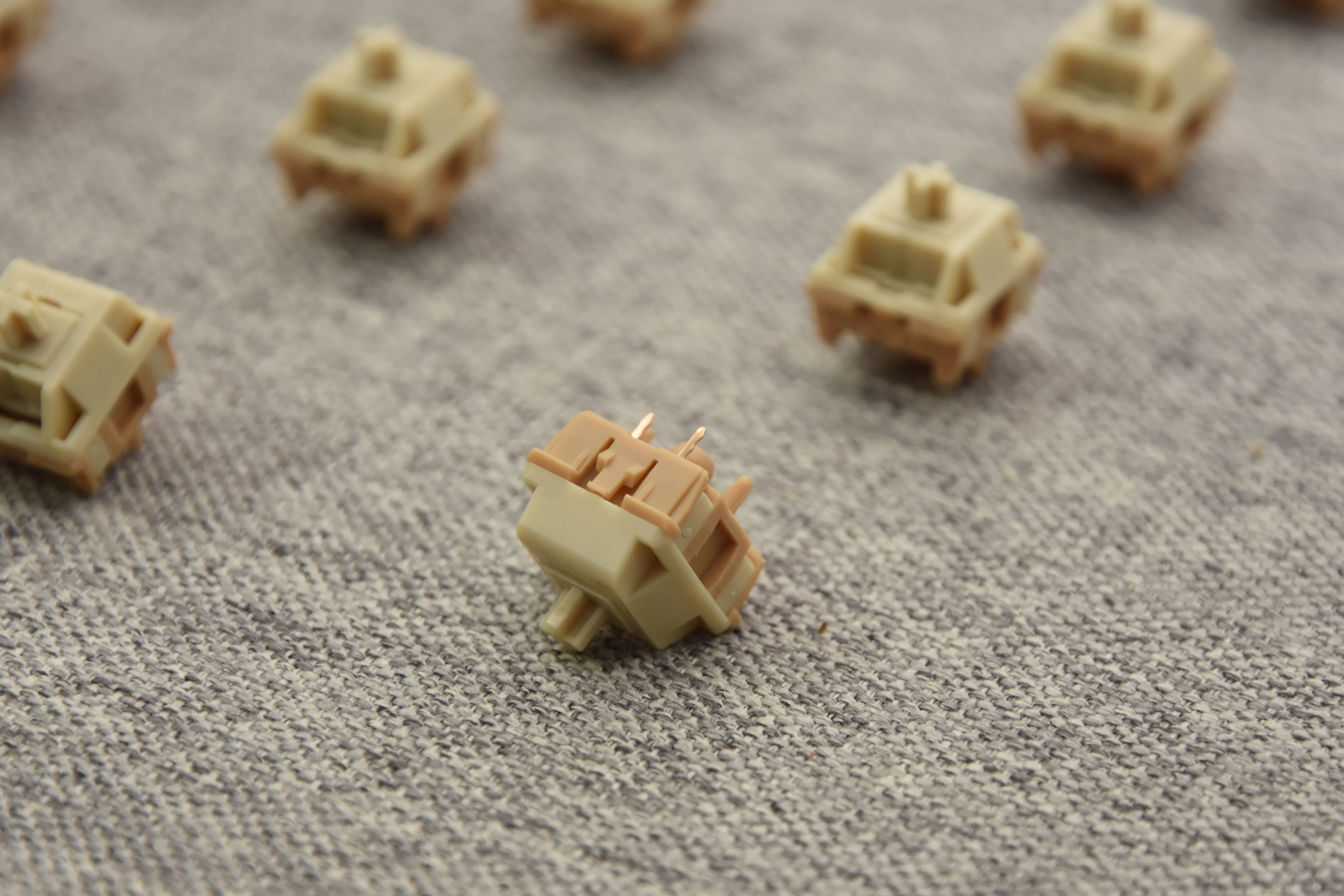 HMX SANDSTORM TACTILE SWITCH FACTORY LUBED (10PCS) - Image 13