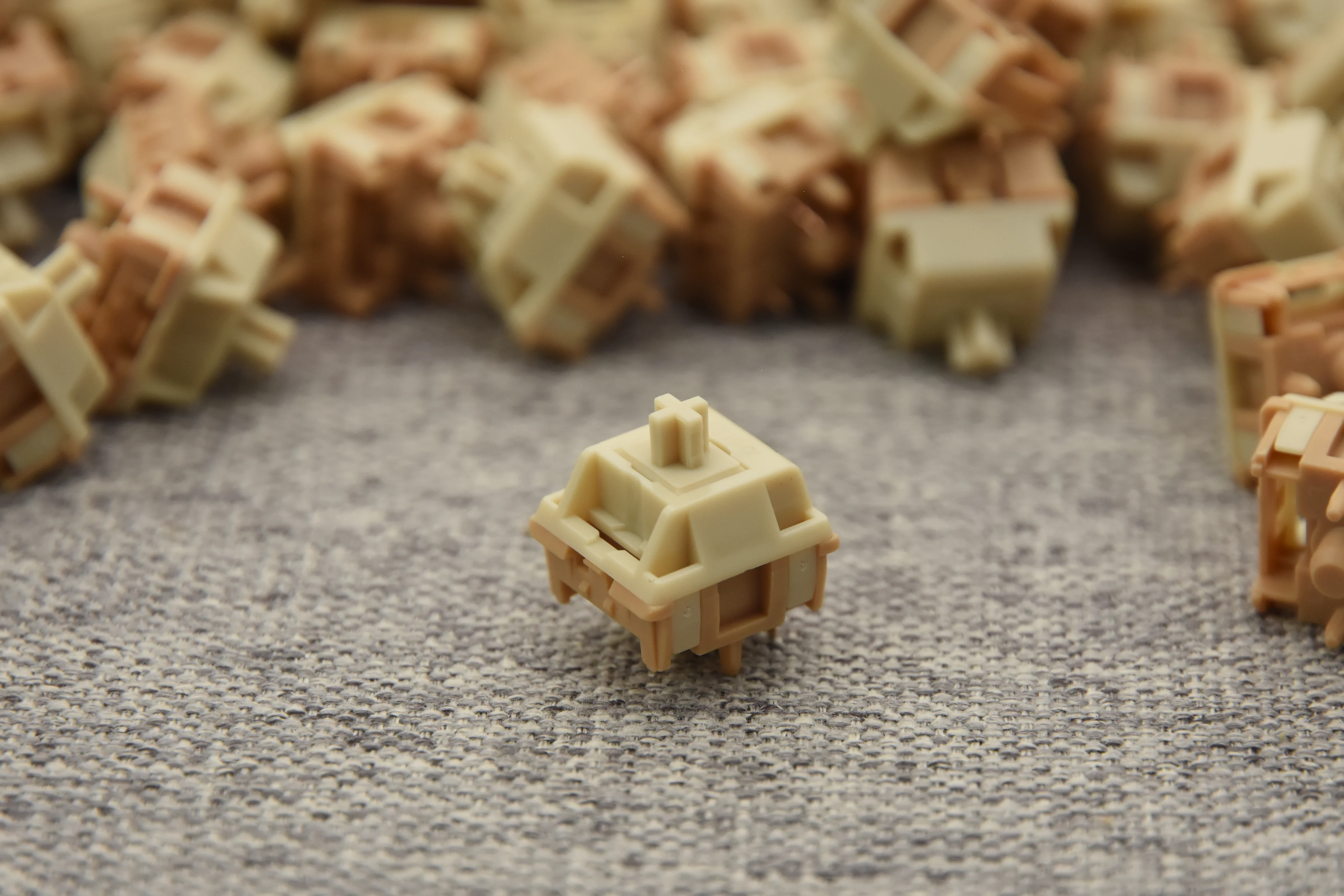 HMX SANDSTORM TACTILE SWITCH FACTORY LUBED (10PCS) - Image 5
