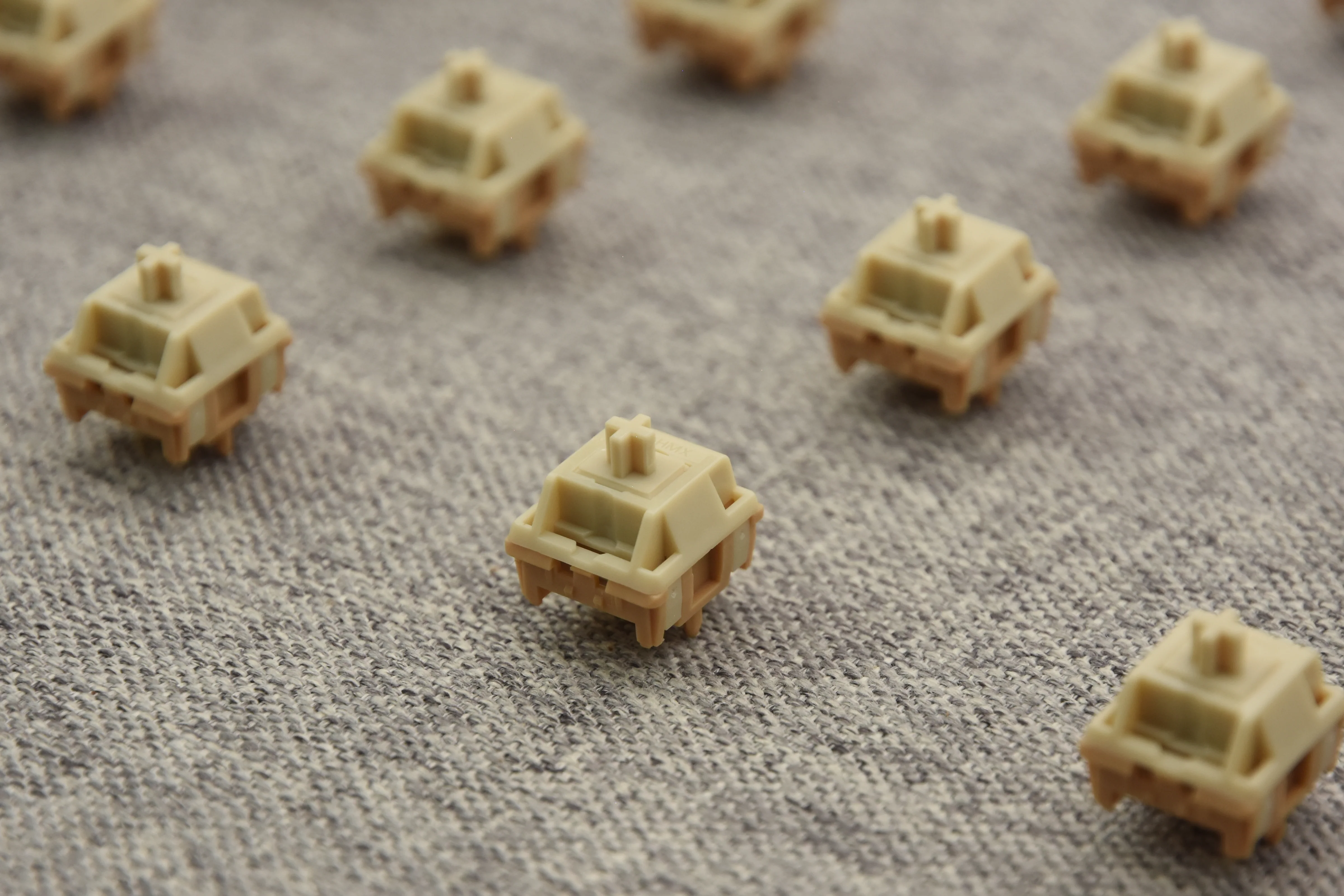 HMX SANDSTORM TACTILE SWITCH FACTORY LUBED (10PCS) - Image 9