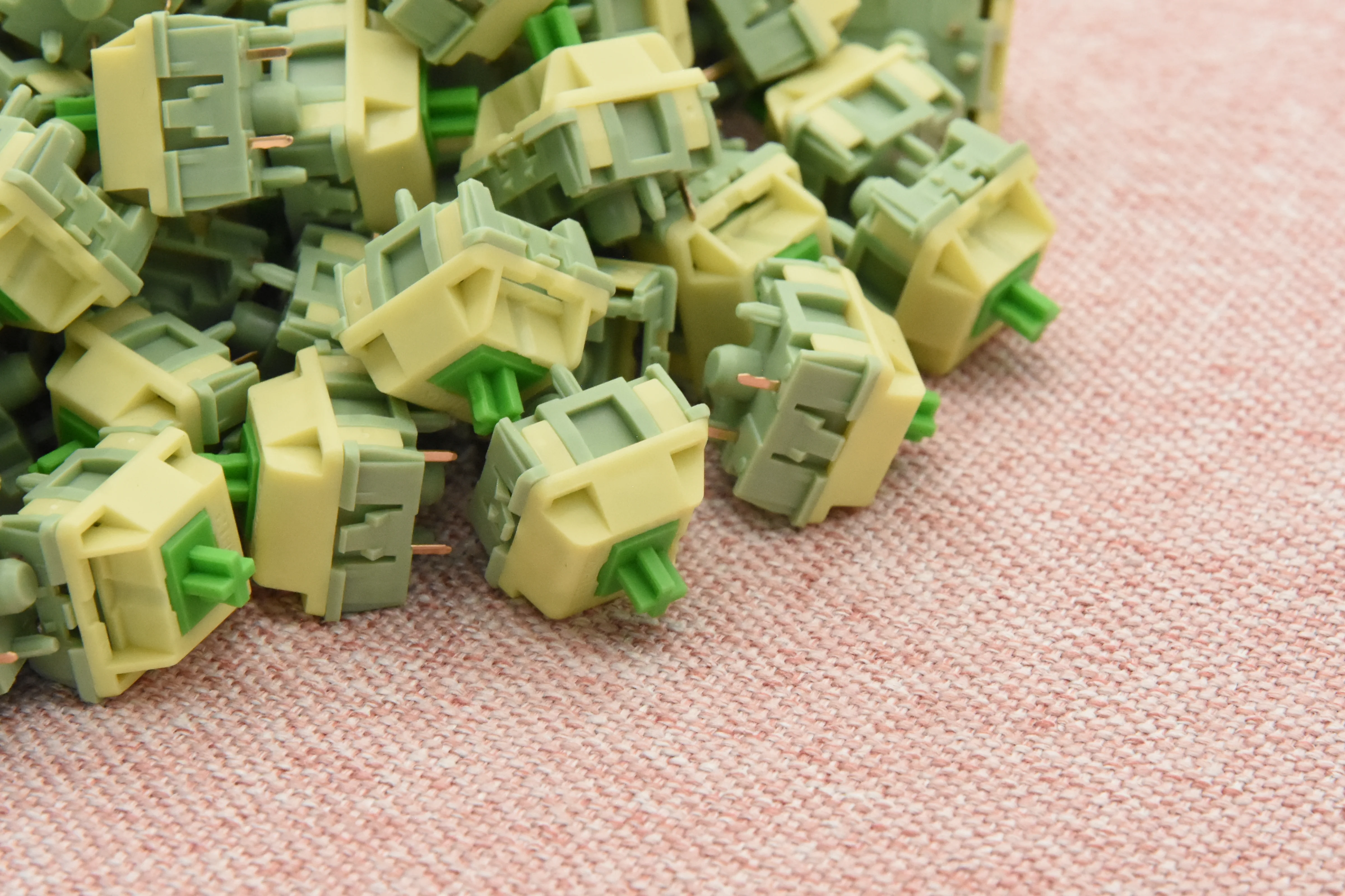HMX SERENE GREEN LINEAR SWITCH FACTORY LUBED EDITION (10PCS) - Image 3