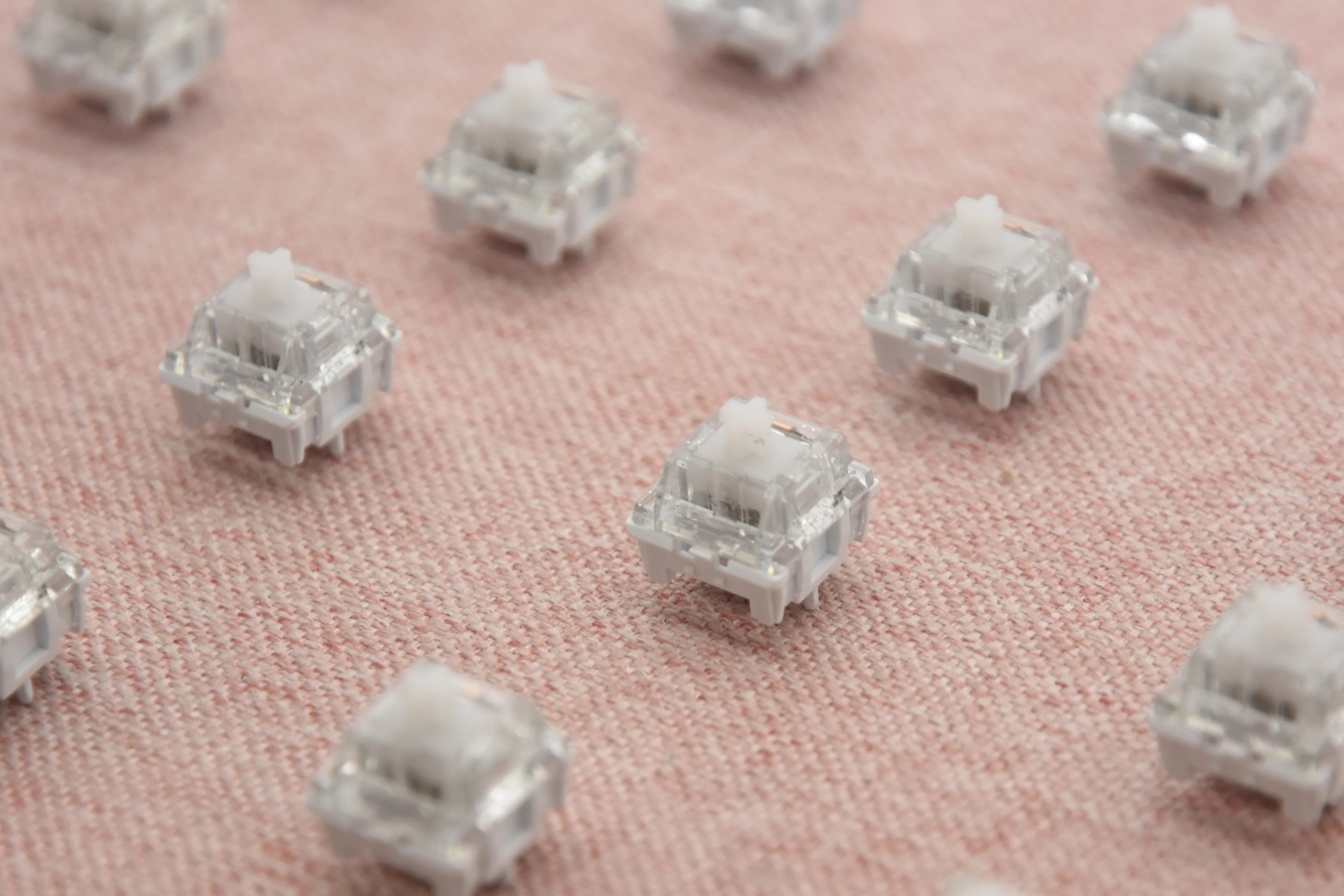 HMX SNOWFALL TACTILE SWITCH FACTORY LUBED EDITION (10PCS) - Image 13