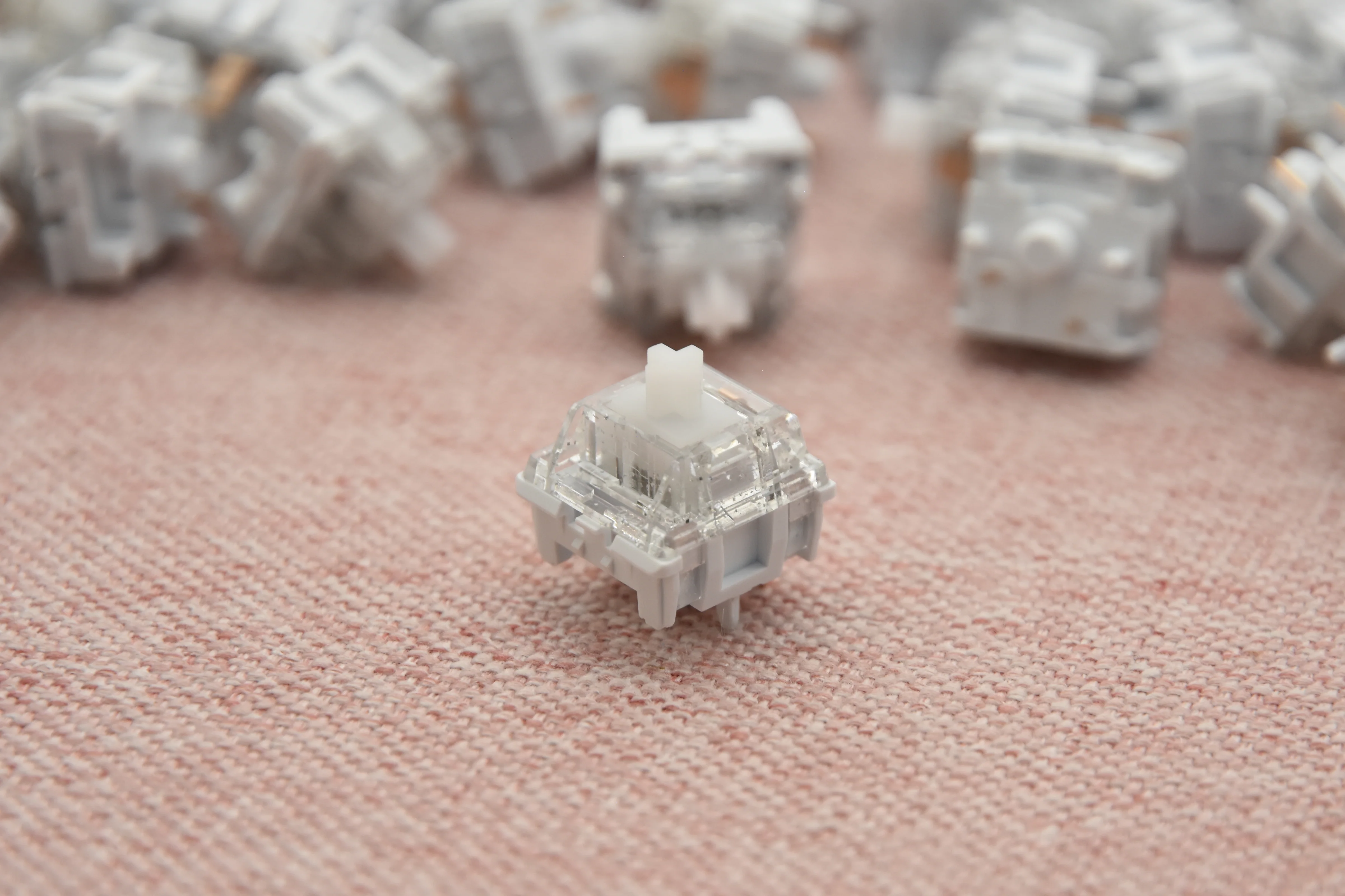 HMX SNOWFALL TACTILE SWITCH FACTORY LUBED EDITION (10PCS) - Image 7