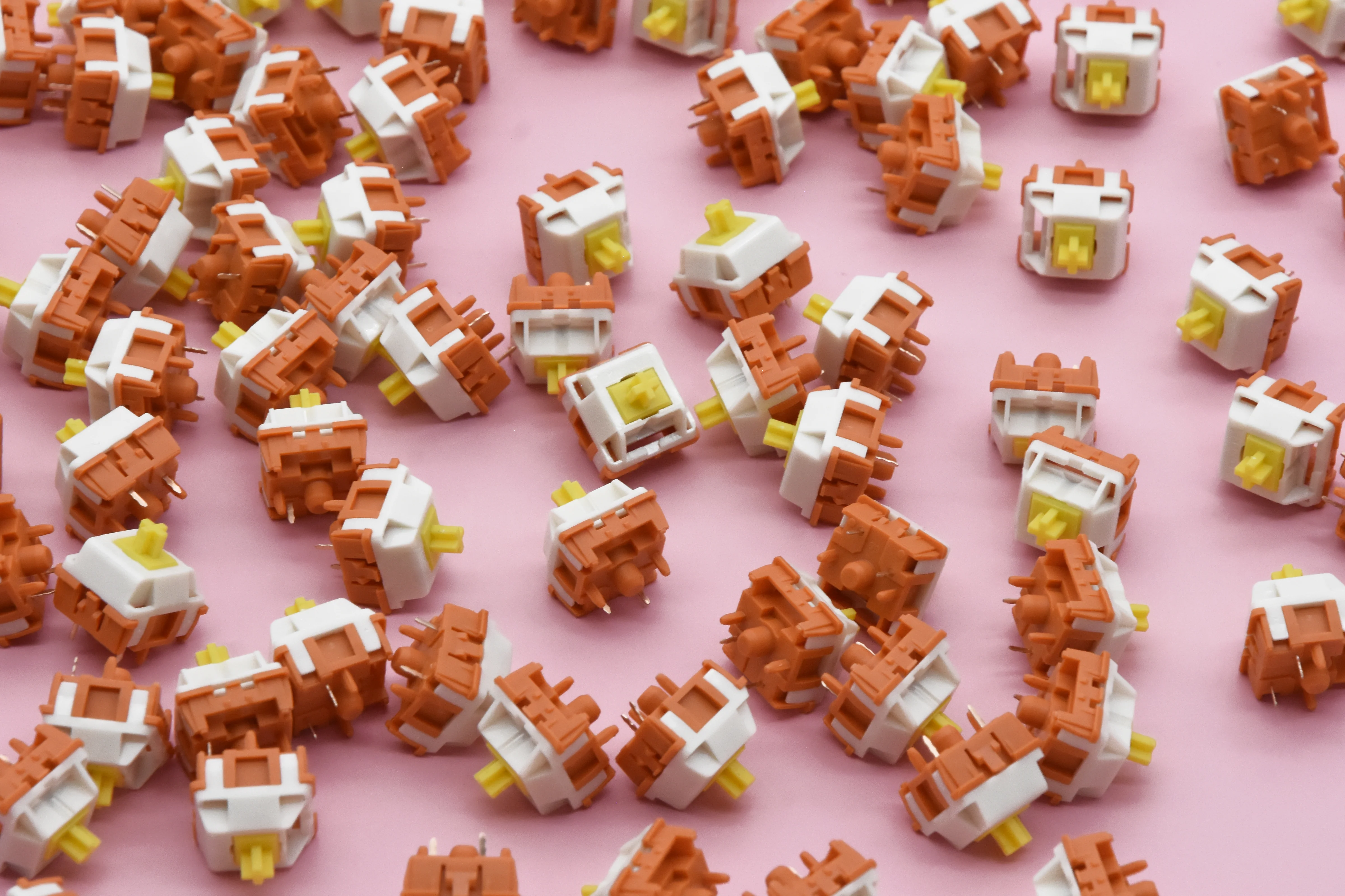 HMX SUNSET GLEAM V2 LINEAR SWITCH FACTORY LUBED (10PCS) - Image 11