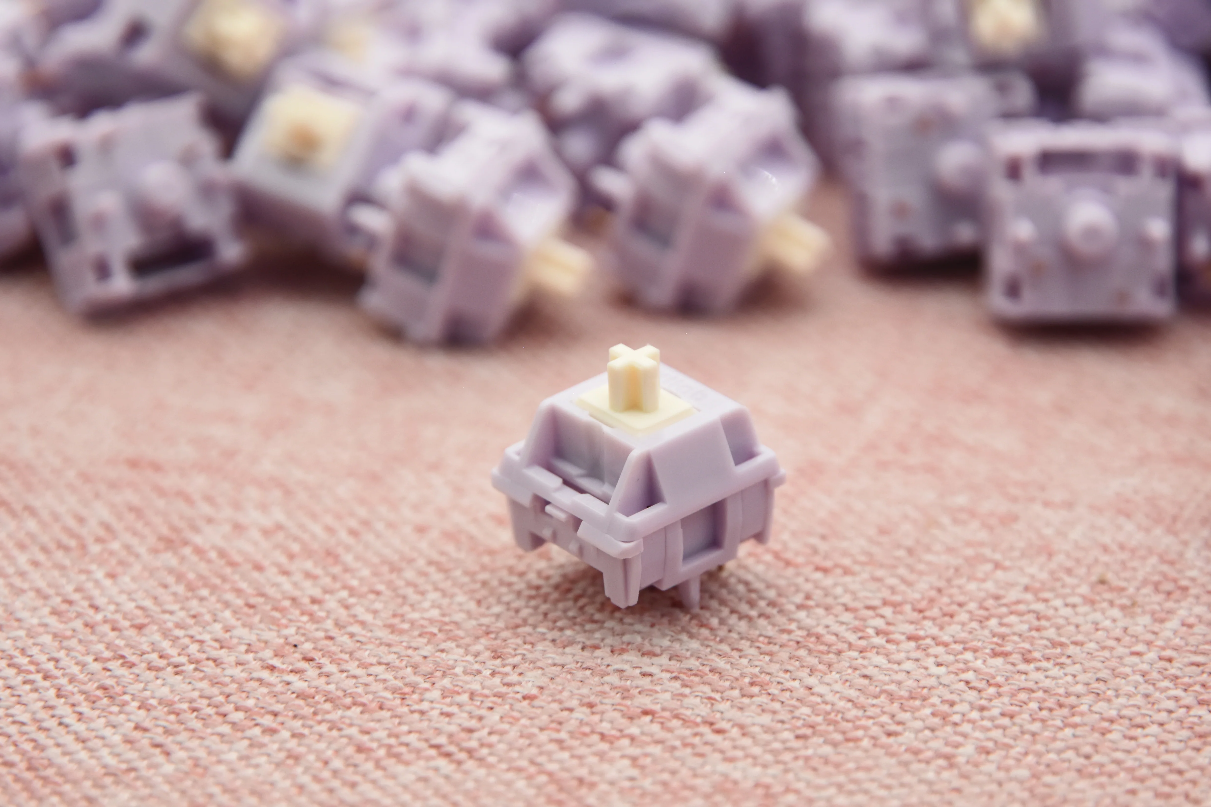HMX TARO BALL LINEAR SWITCH FACTORY LUBED (10PCS) - Image 4