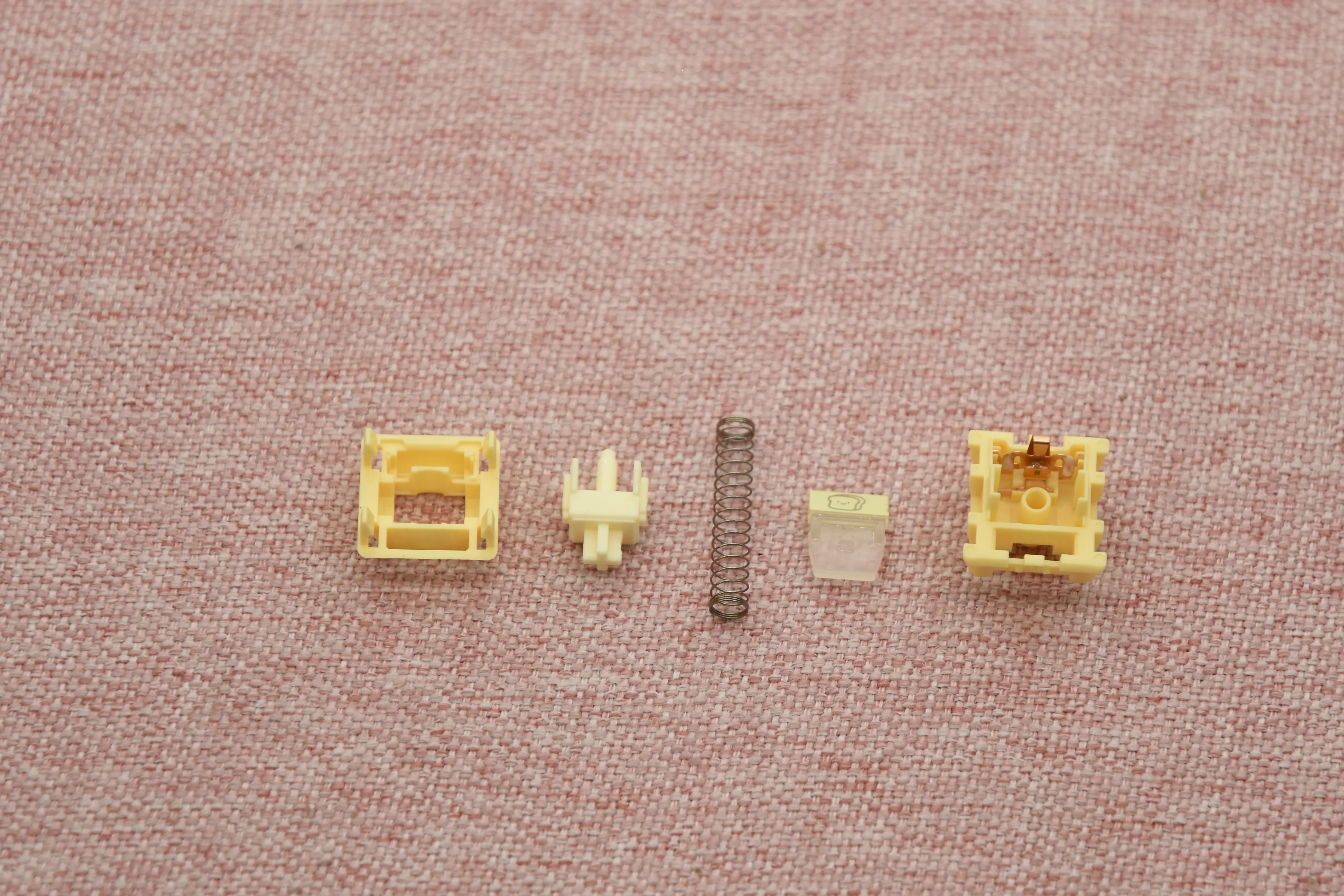 HMX TOAST LINEAR SWITCH FACTORY LUBED (10PCS) - Image 2
