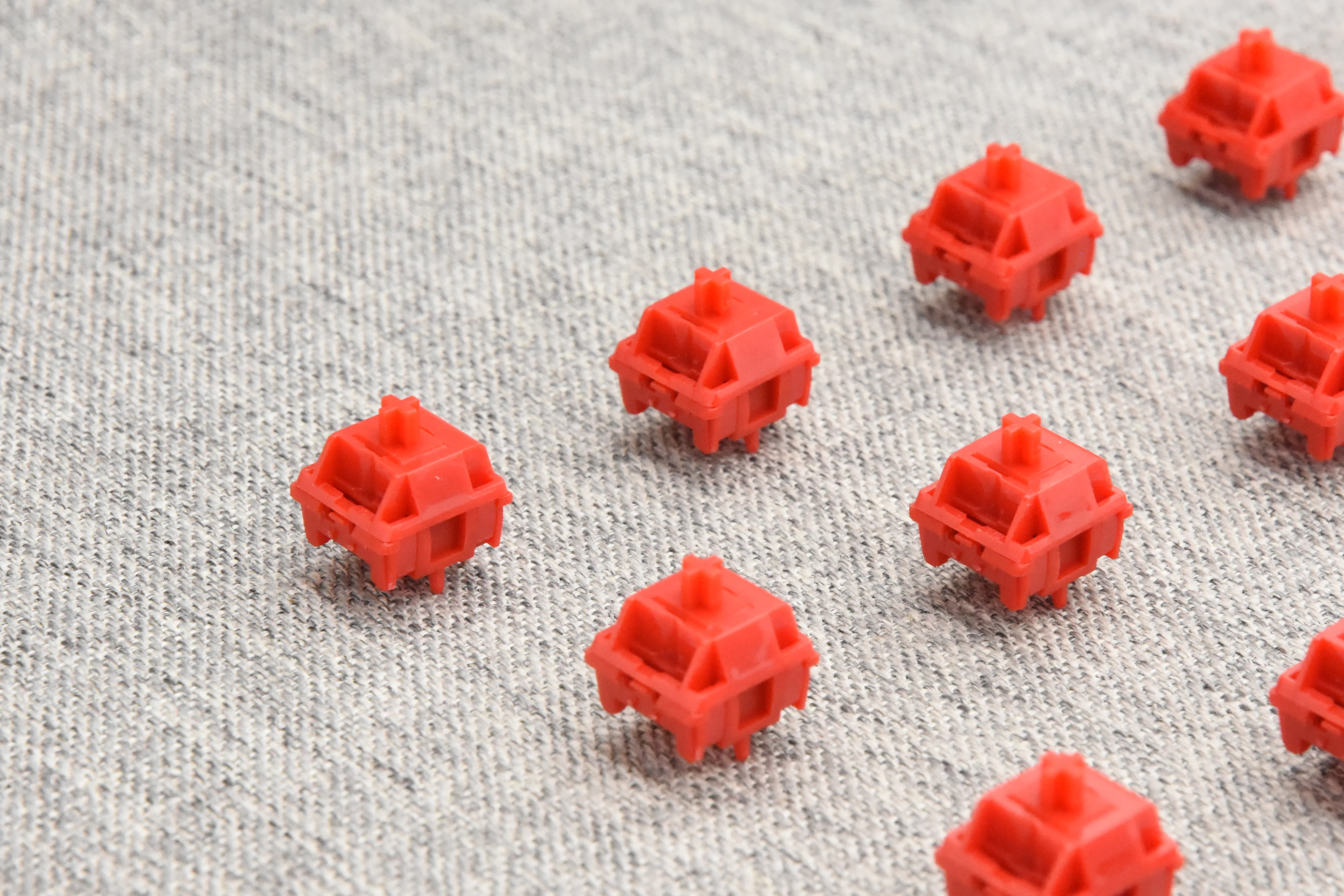 HMX TT RED LINEAR SWITCH FACTORY LUBED EDITION (10PCS) - Image 11
