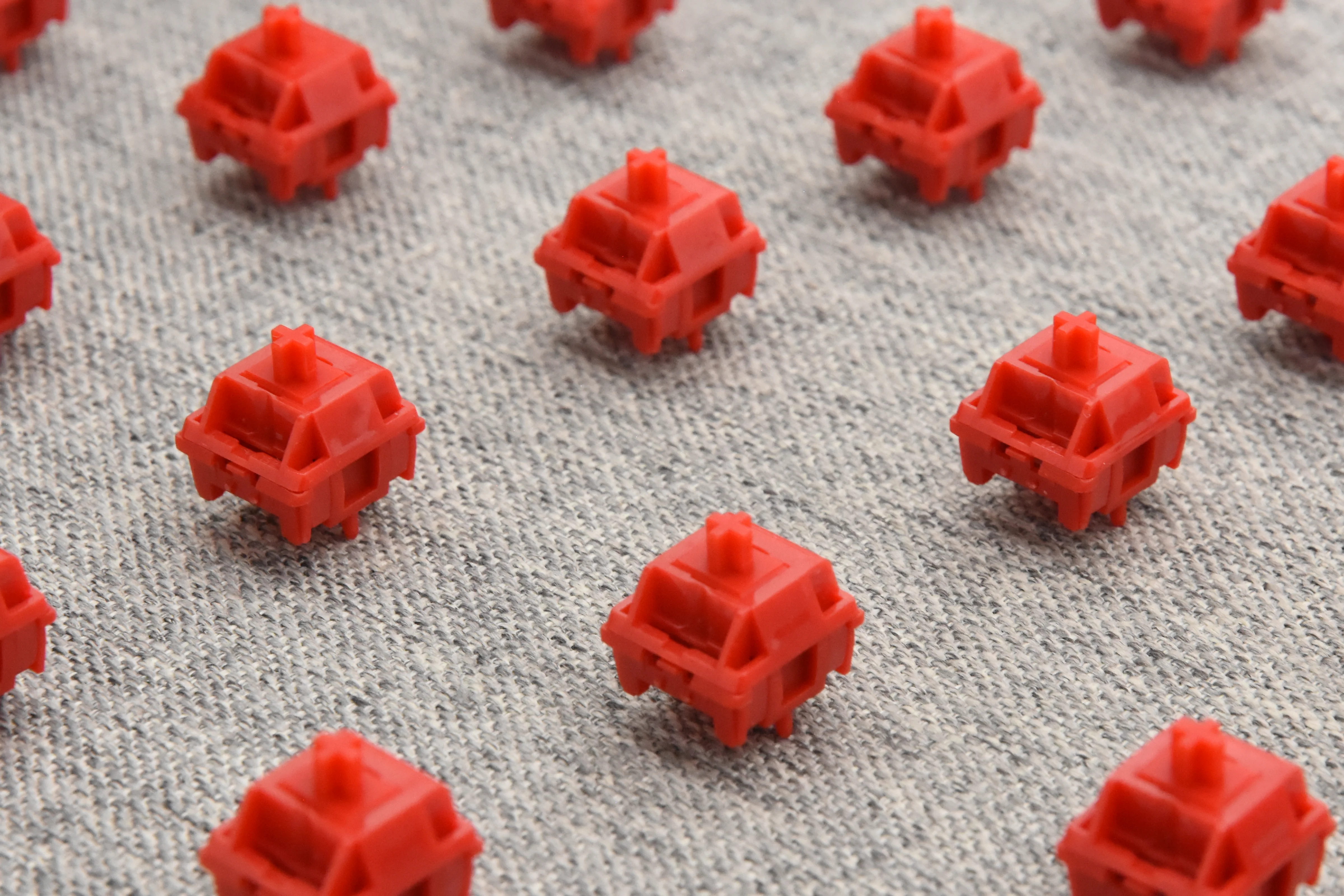 HMX TT RED LINEAR SWITCH FACTORY LUBED EDITION (10PCS) - Image 2
