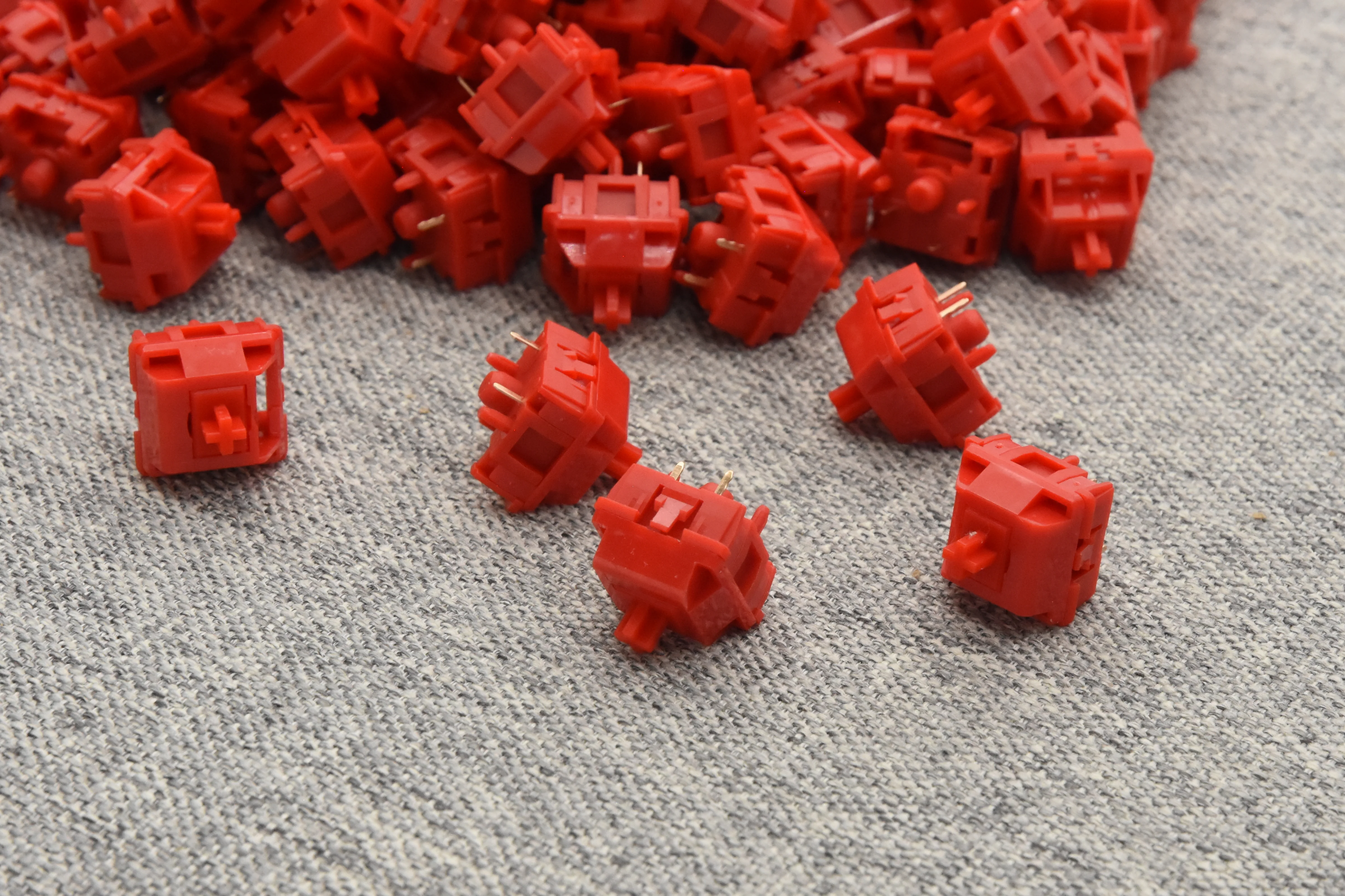 HMX TT RED LINEAR SWITCH FACTORY LUBED EDITION (10PCS) - Image 4