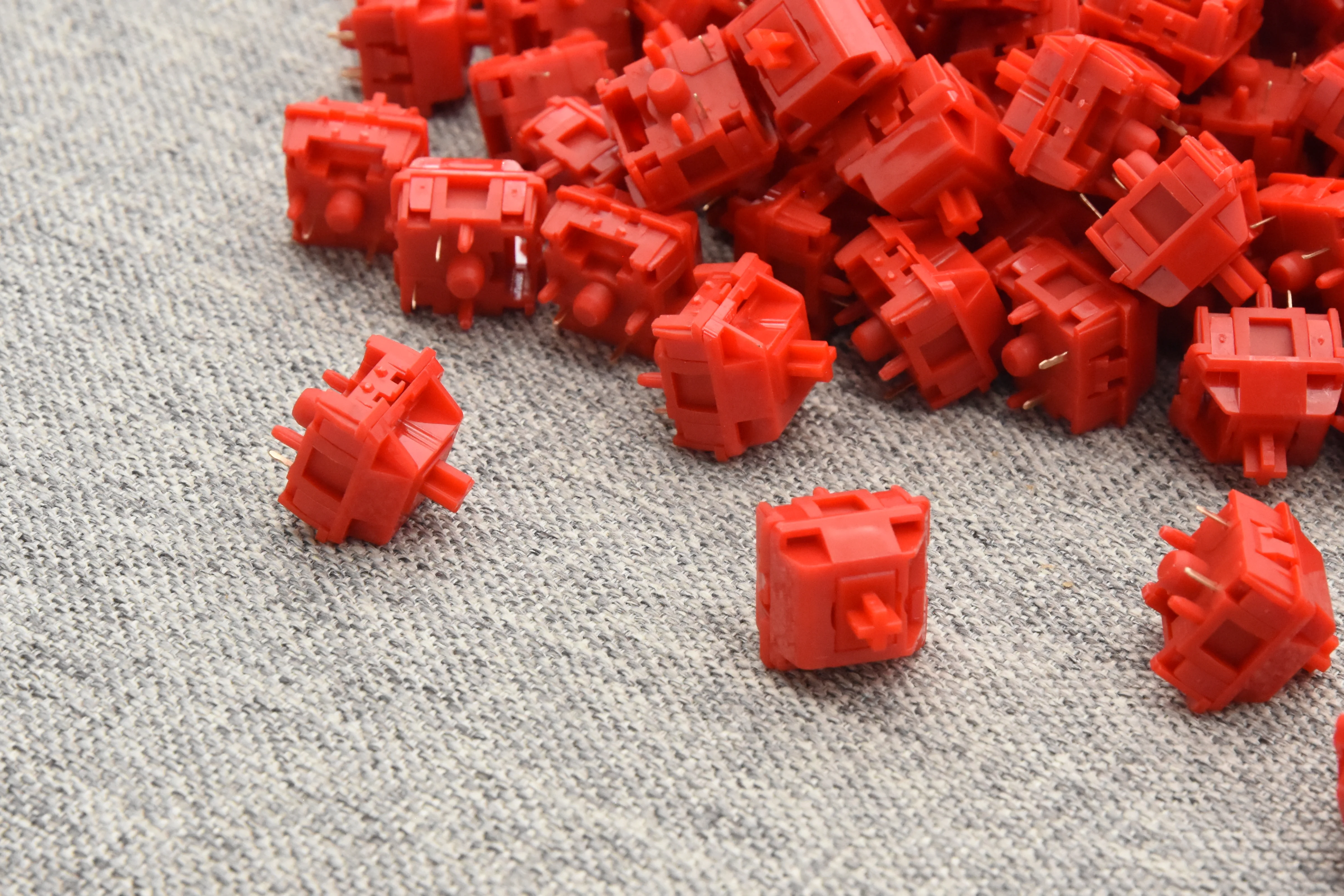 HMX TT RED LINEAR SWITCH FACTORY LUBED EDITION (10PCS) - Image 5