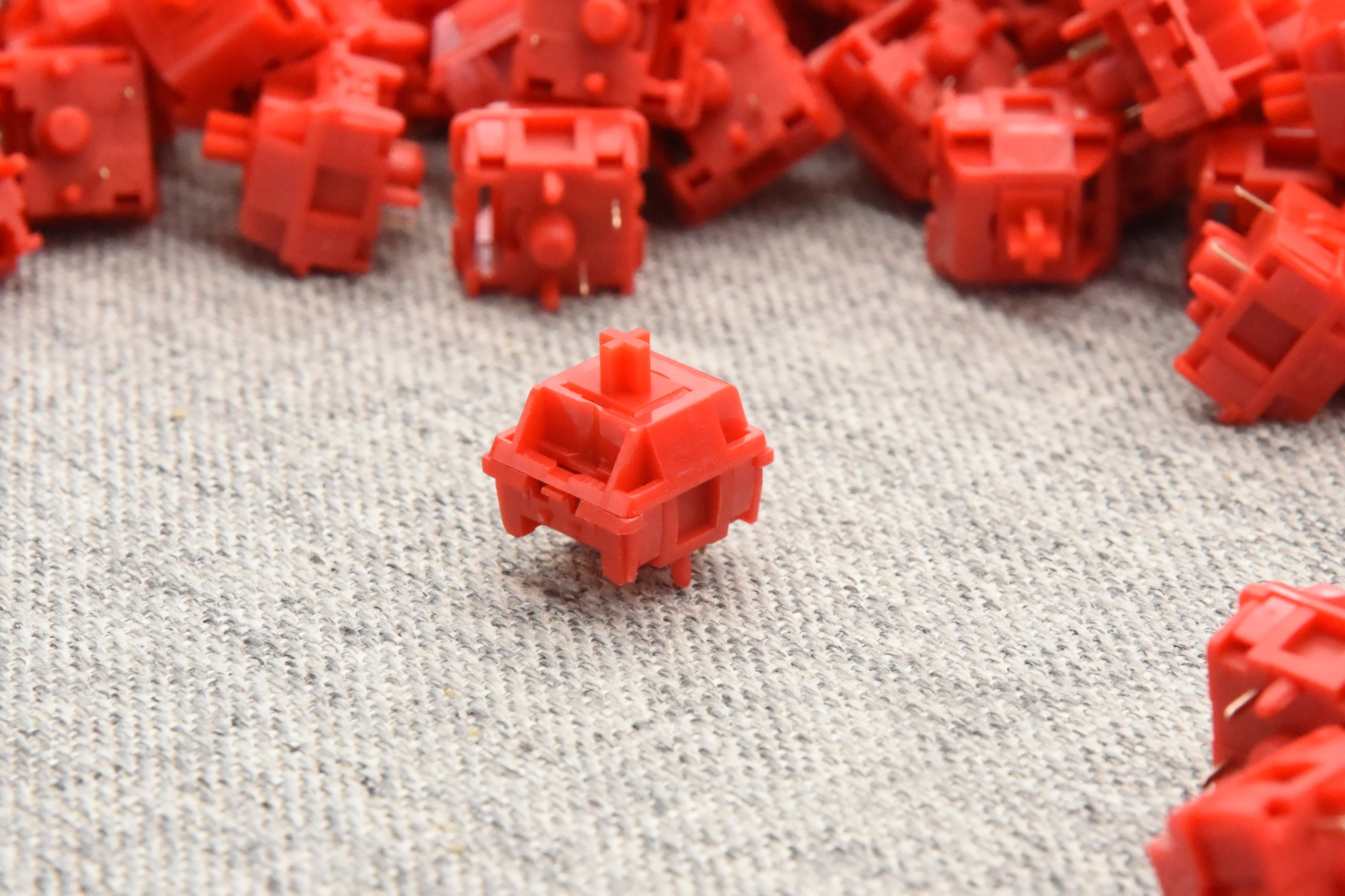 HMX TT RED LINEAR SWITCH FACTORY LUBED EDITION (10PCS) - Image 6