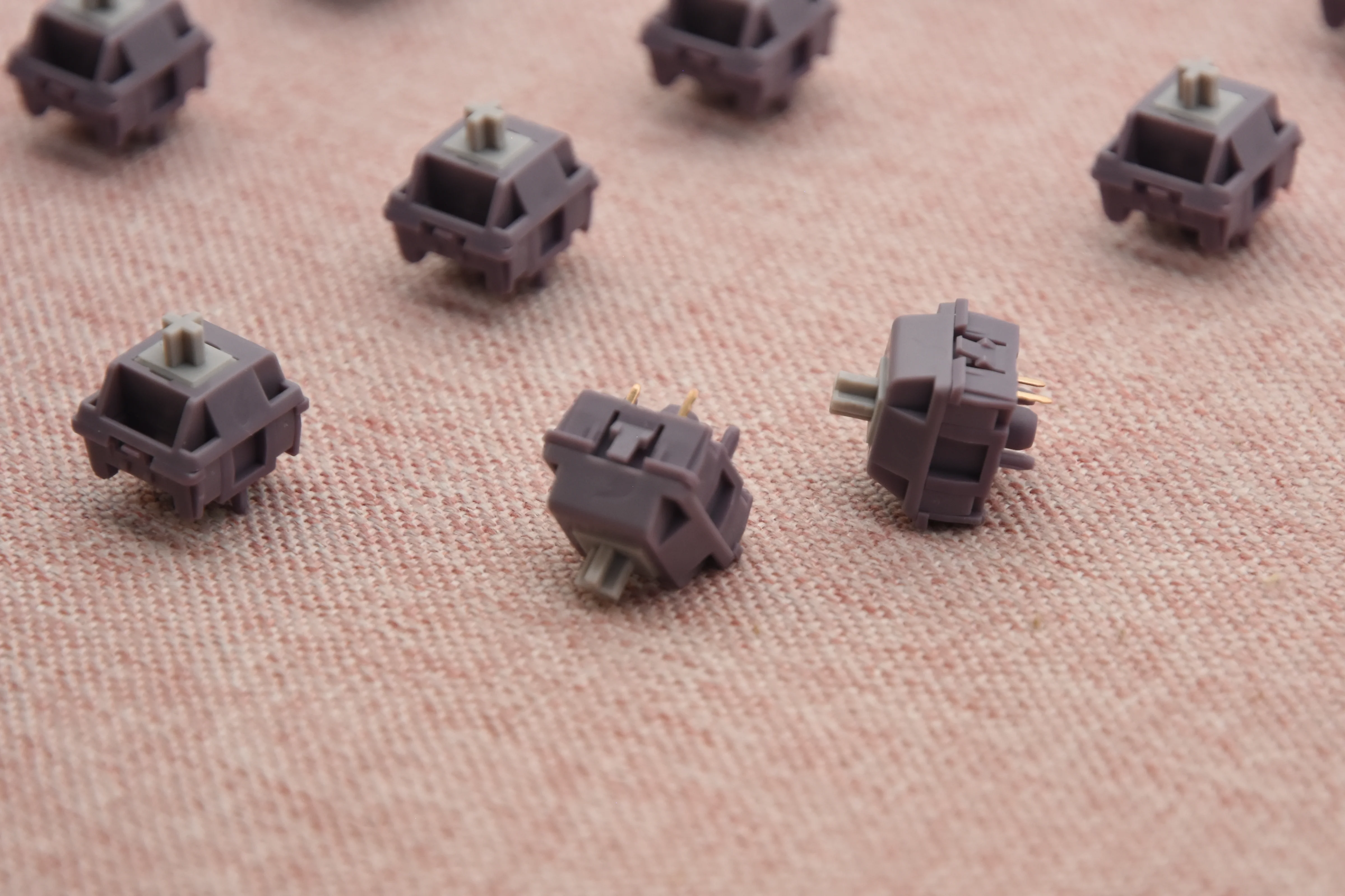 HMX VALERIAN LIGHT TACTILE SWITCH FACTORY LUBED (10PCS) - Image 14