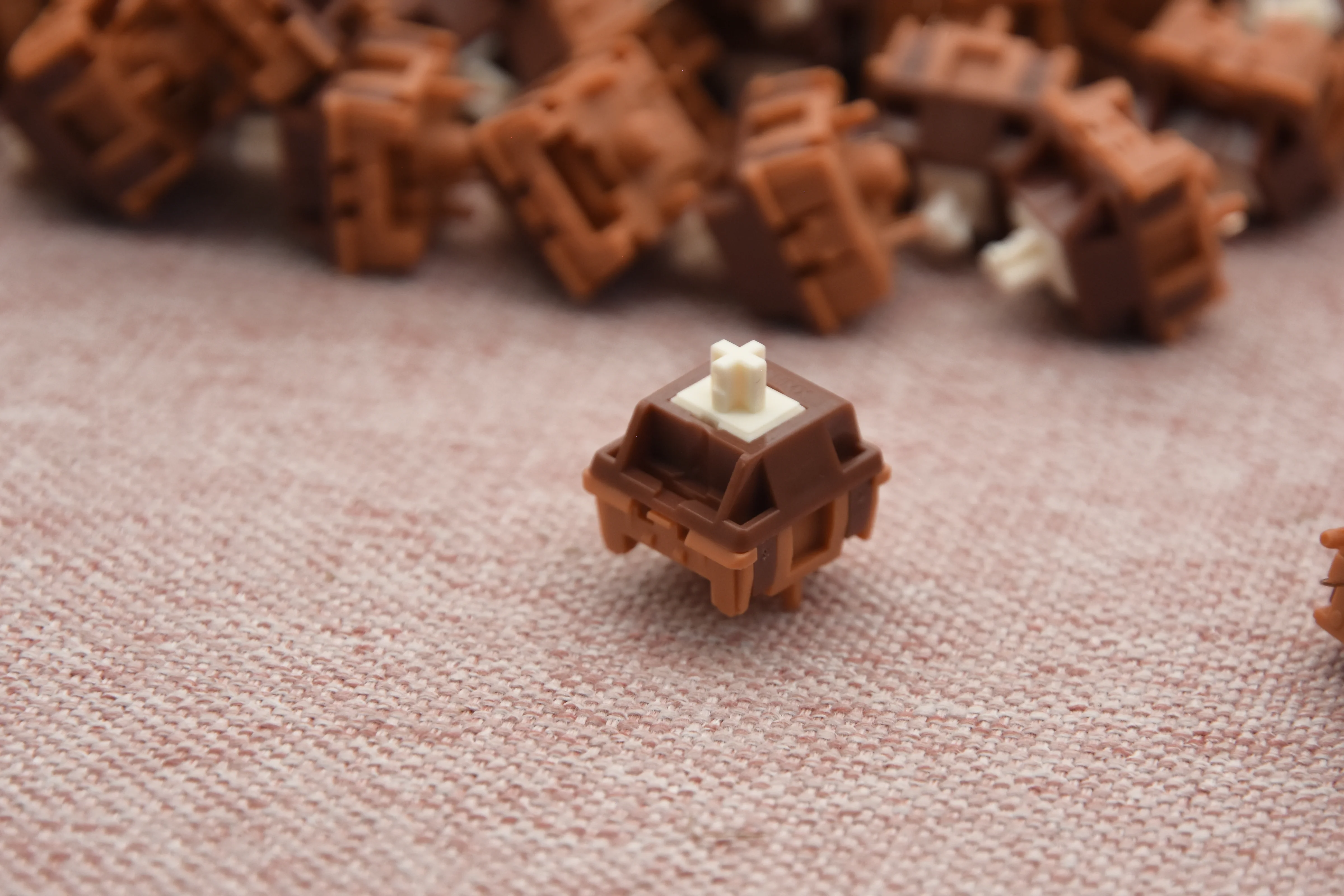 HMX VOLUME 0 T SILENT TACTILE SWITCH FACTORY LUBED (35PCS) - Image 13