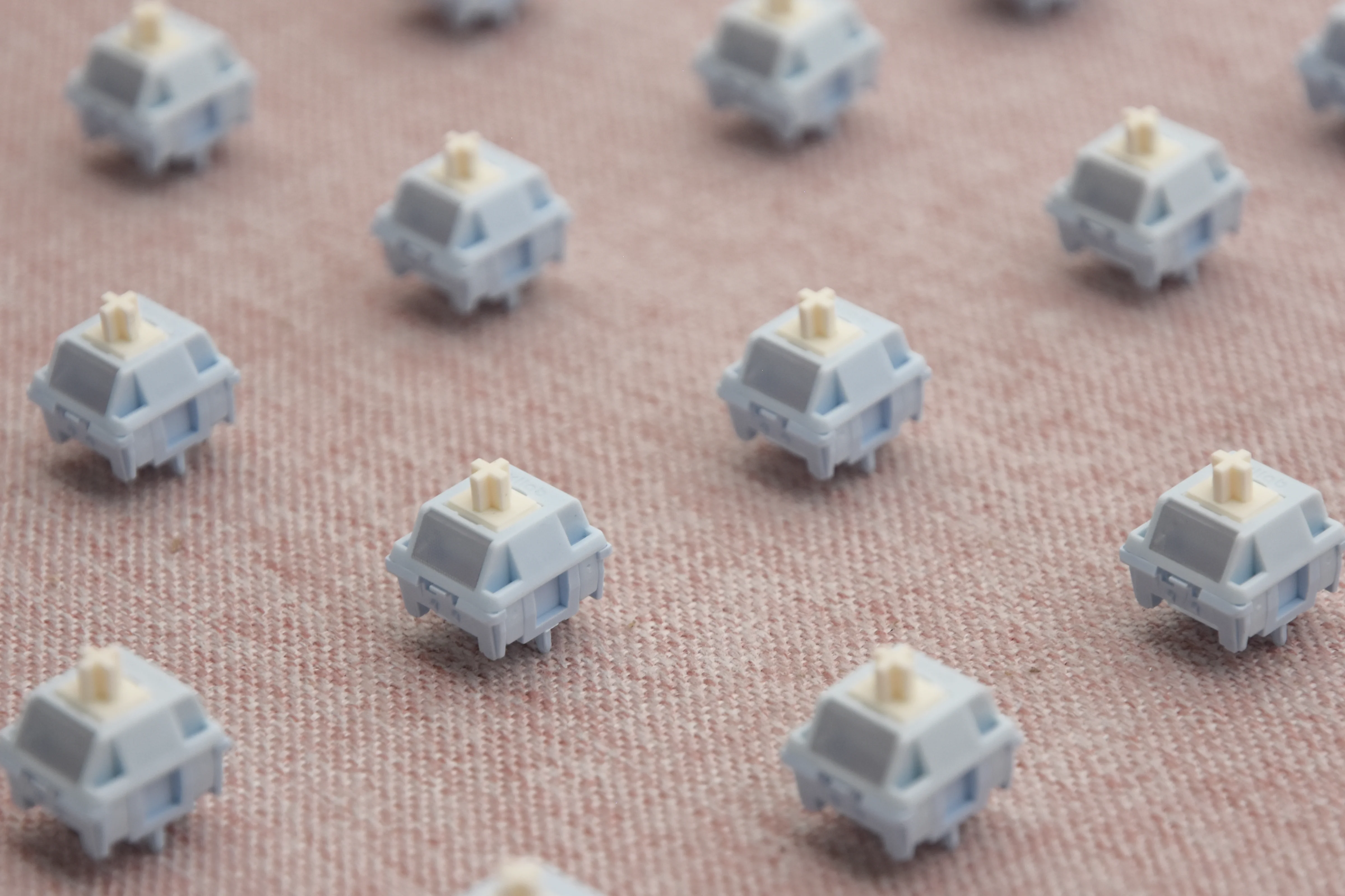 HMX YOGURT S LINEAR SWITCH FACTORY LUBED (10PCS) - Image 12