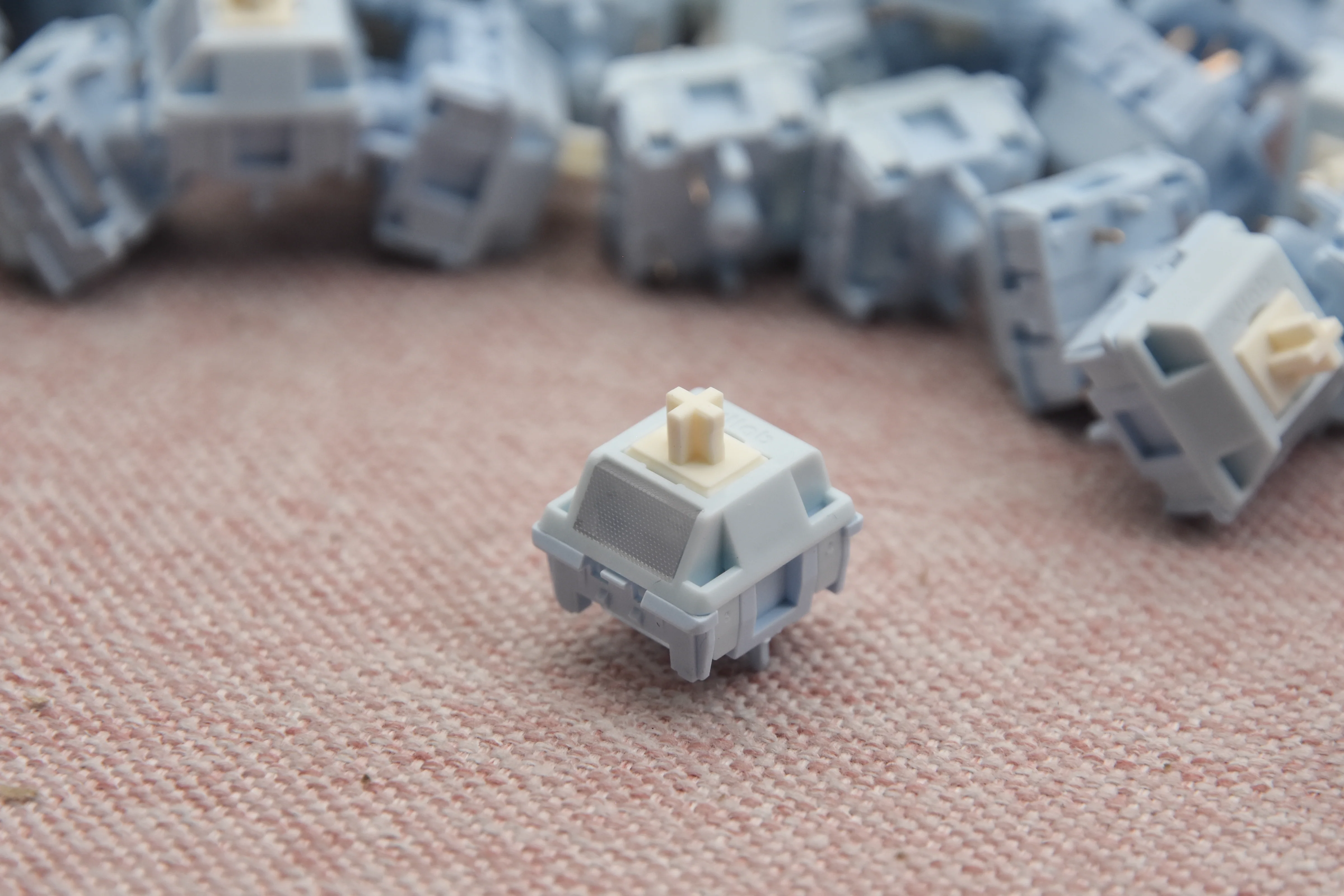 HMX YOGURT S LINEAR SWITCH FACTORY LUBED (10PCS) - Image 6