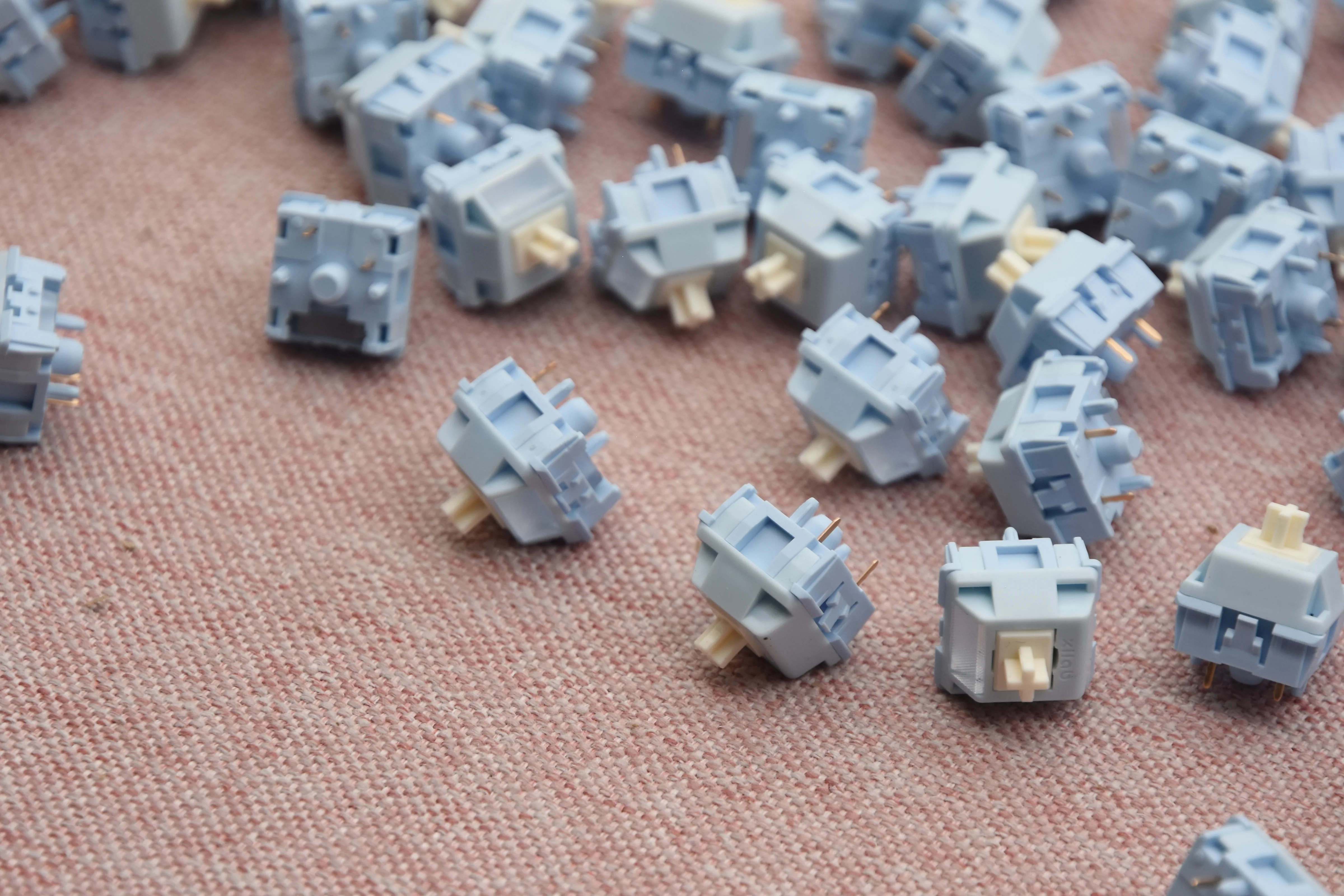HMX YOGURT S LINEAR SWITCH FACTORY LUBED (10PCS) - Image 8