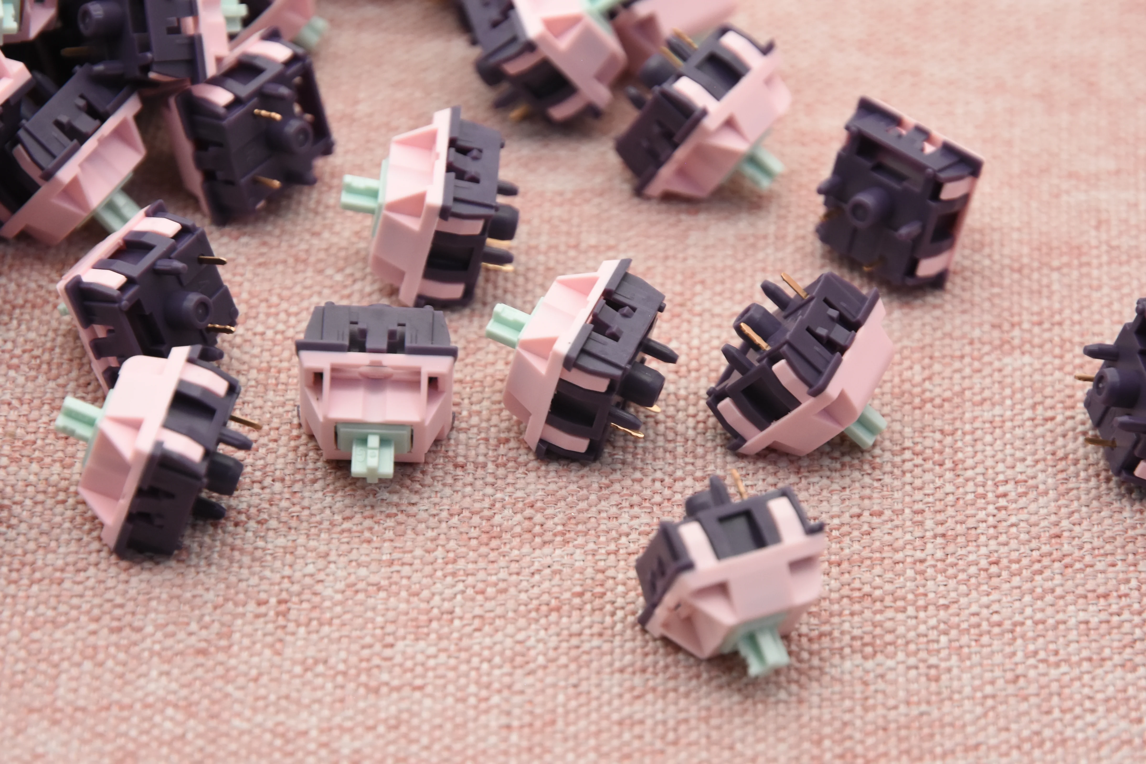 Keygeek Butterfly Linear Switch Factory Lubed (10PCS) - Image 3