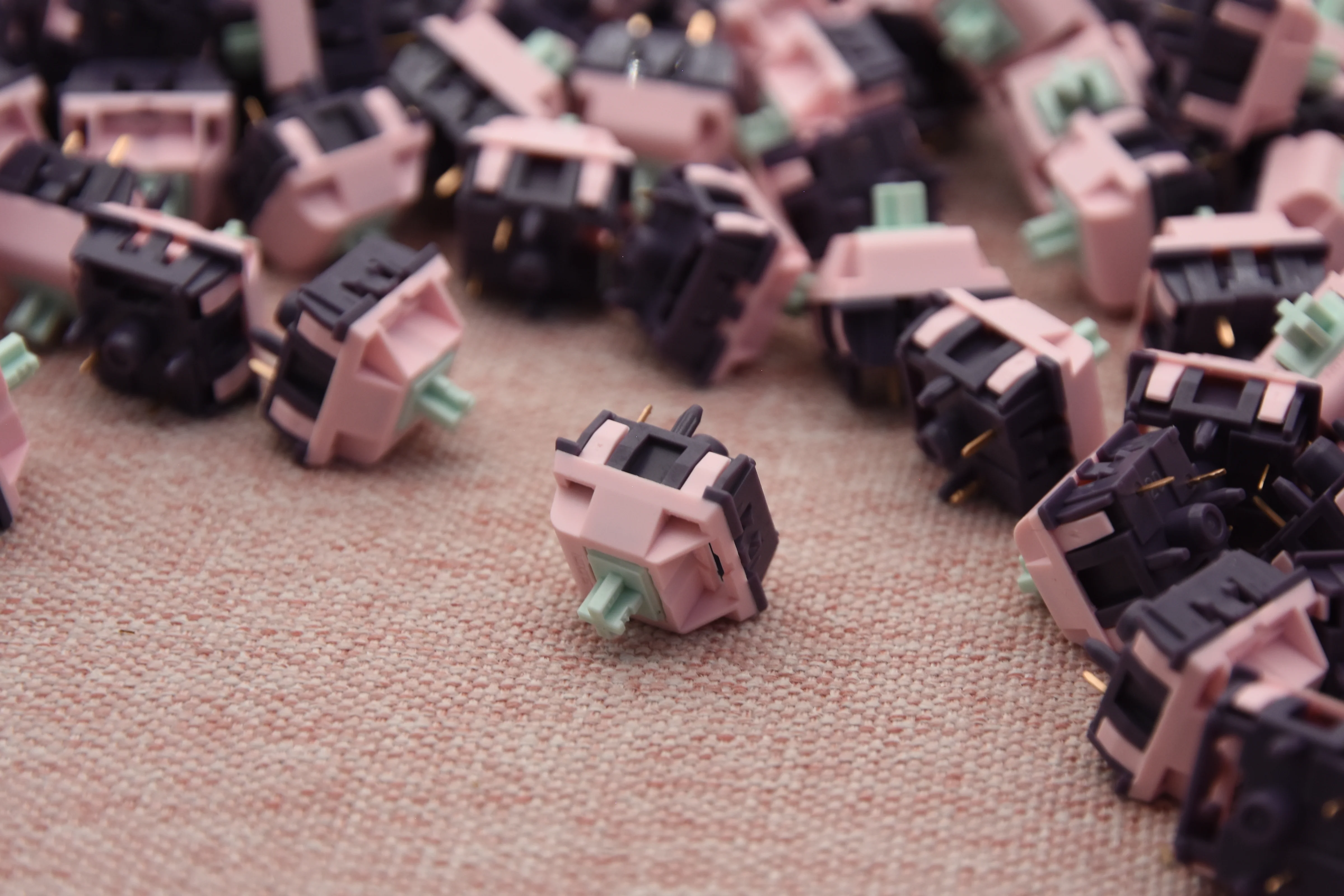 Keygeek Butterfly Linear Switch Factory Lubed (10PCS) - Image 7