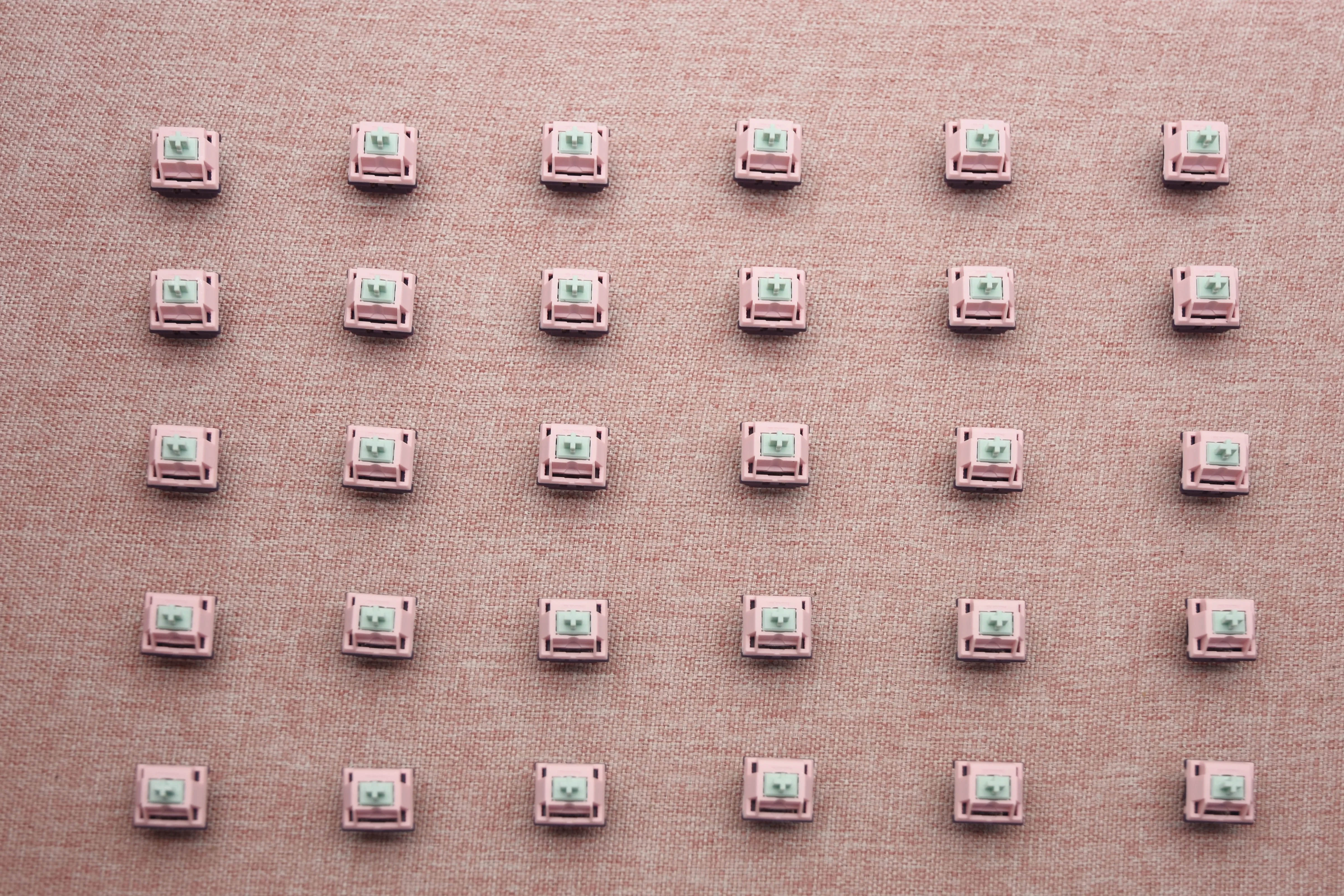 Keygeek Butterfly Linear Switch Factory Lubed (10PCS) - Image 8
