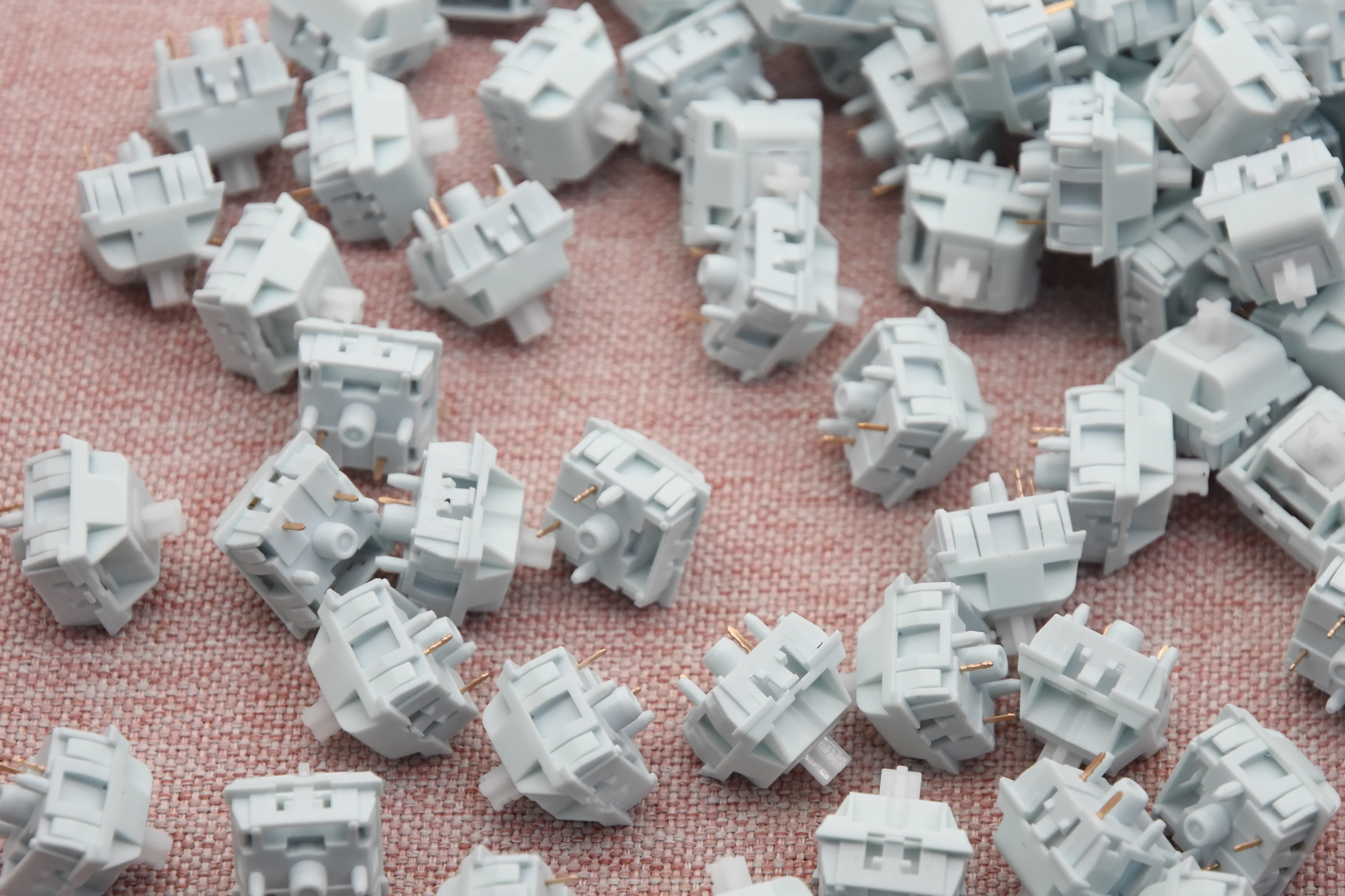 Keygeek Cera Linear Switch Factory Lubed (10PCS) - Image 4