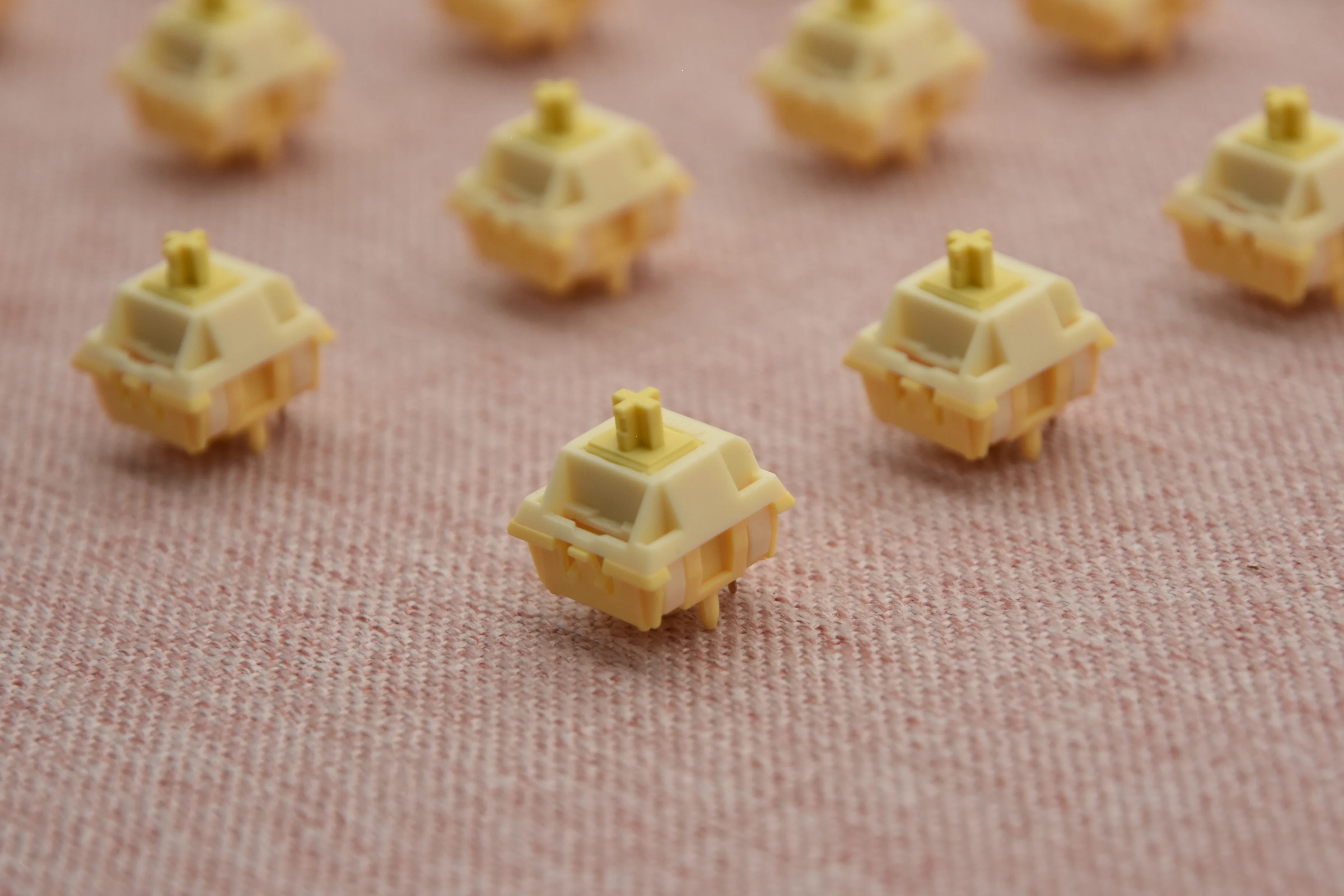 KEYGEEK CHEESE V2 LINEAR SWITCH FACTORY LUBED EDITION (10PCS) - Image 13