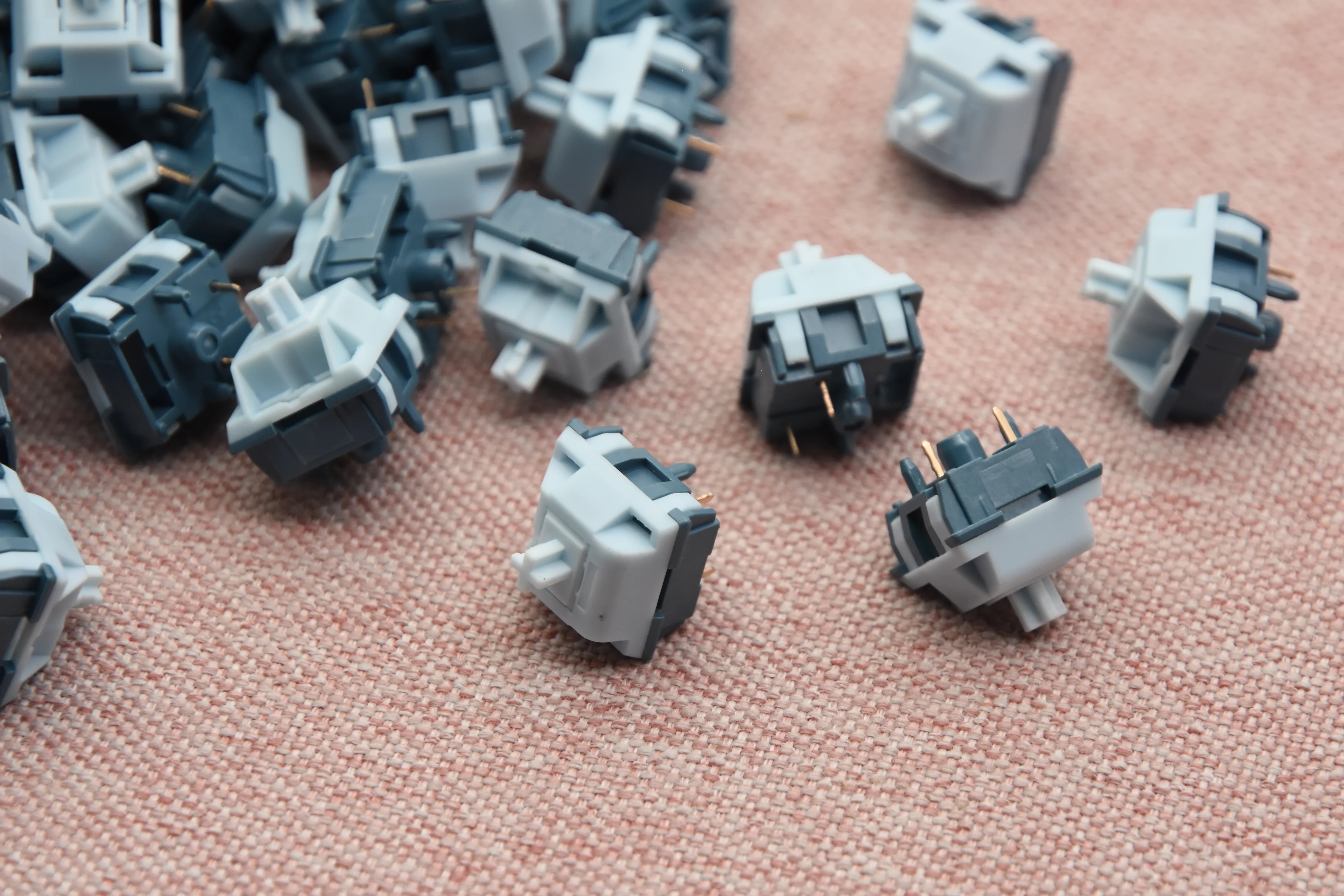 KEYGEEK DING DING LINEAR SWITCH FACTORY LUBED (10PCS) - Image 6