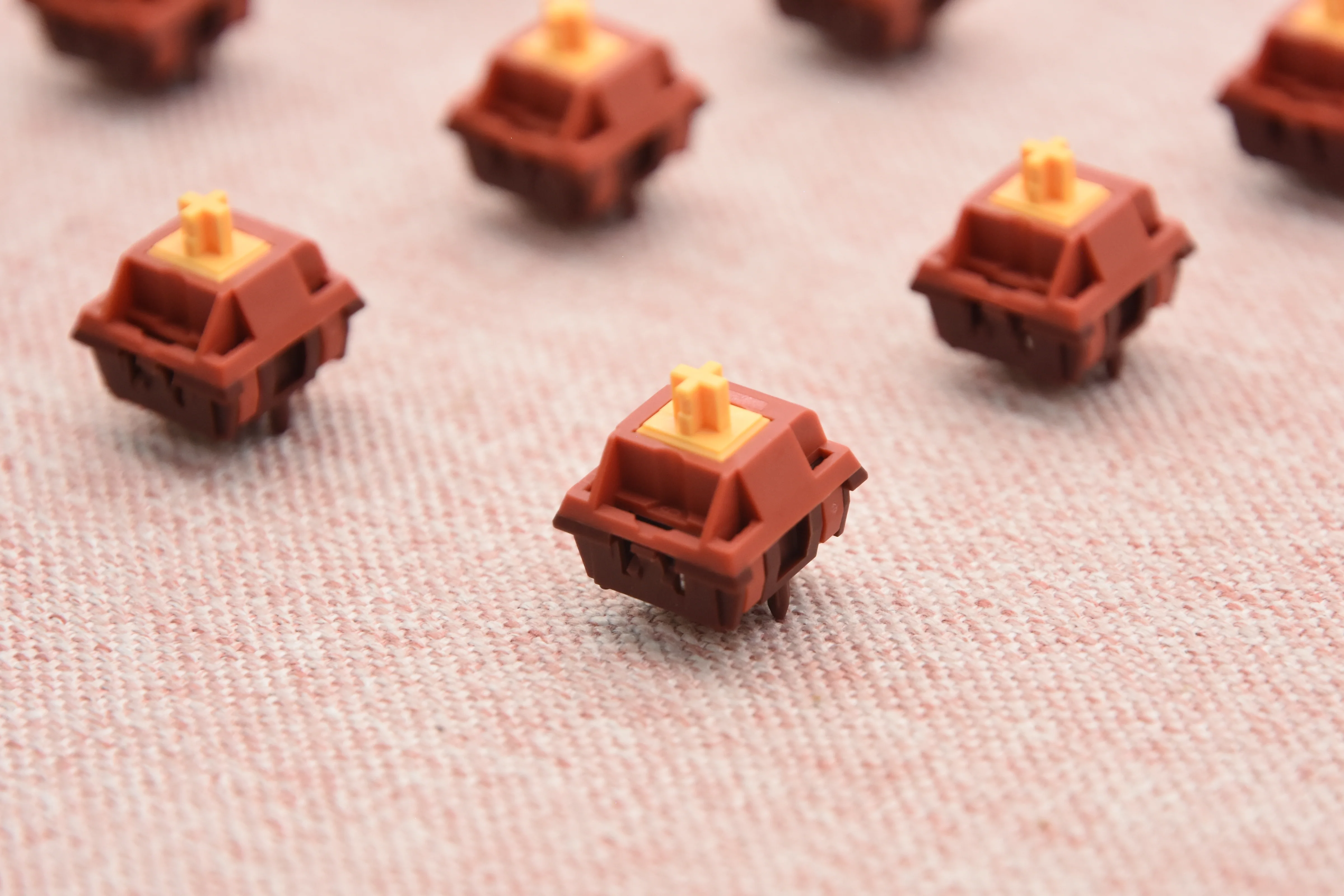 Keygeek Explosion Linear Switch Factory Lubed (10PCS) - Image 14