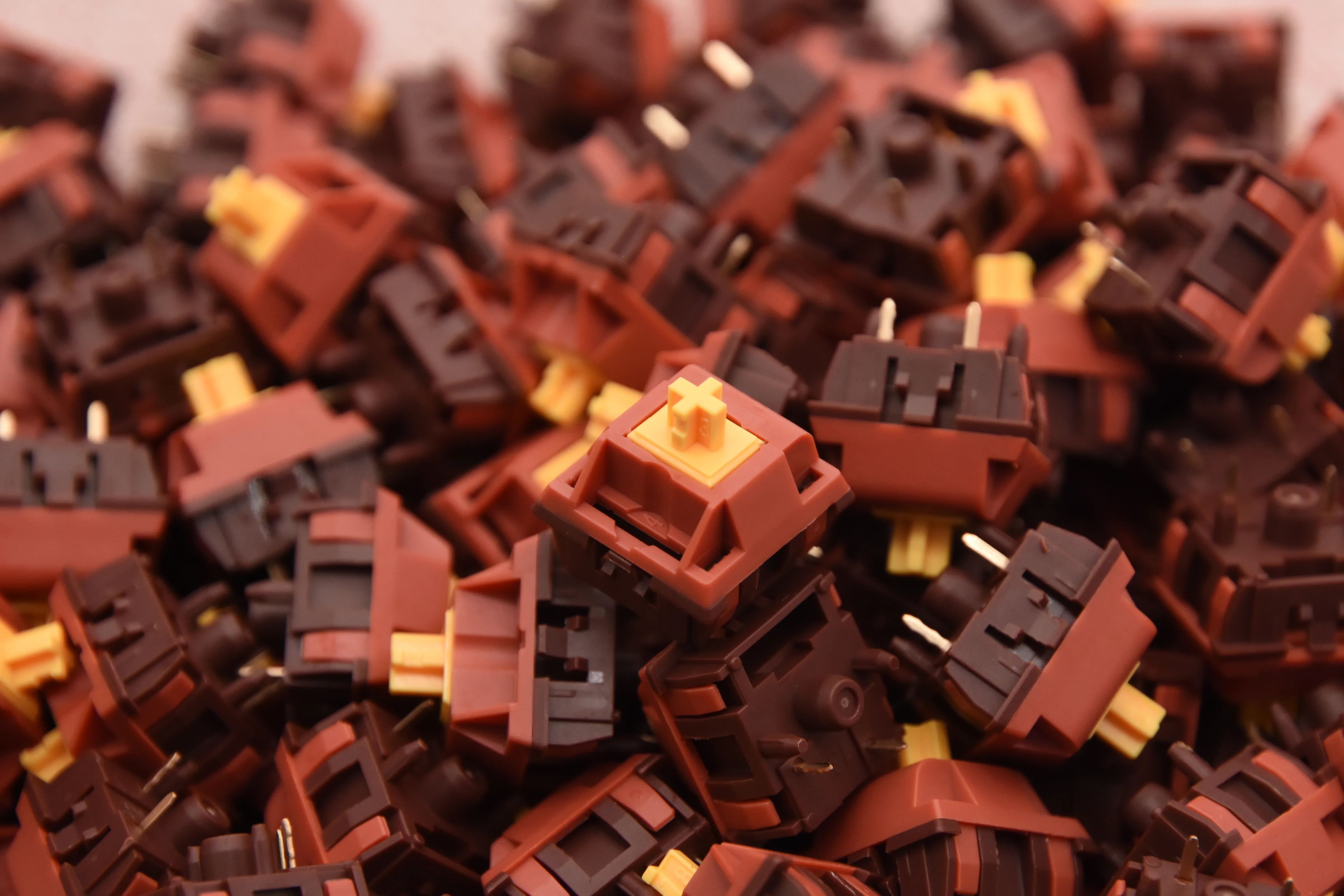Keygeek Explosion Linear Switch Factory Lubed (10PCS) - Image 2