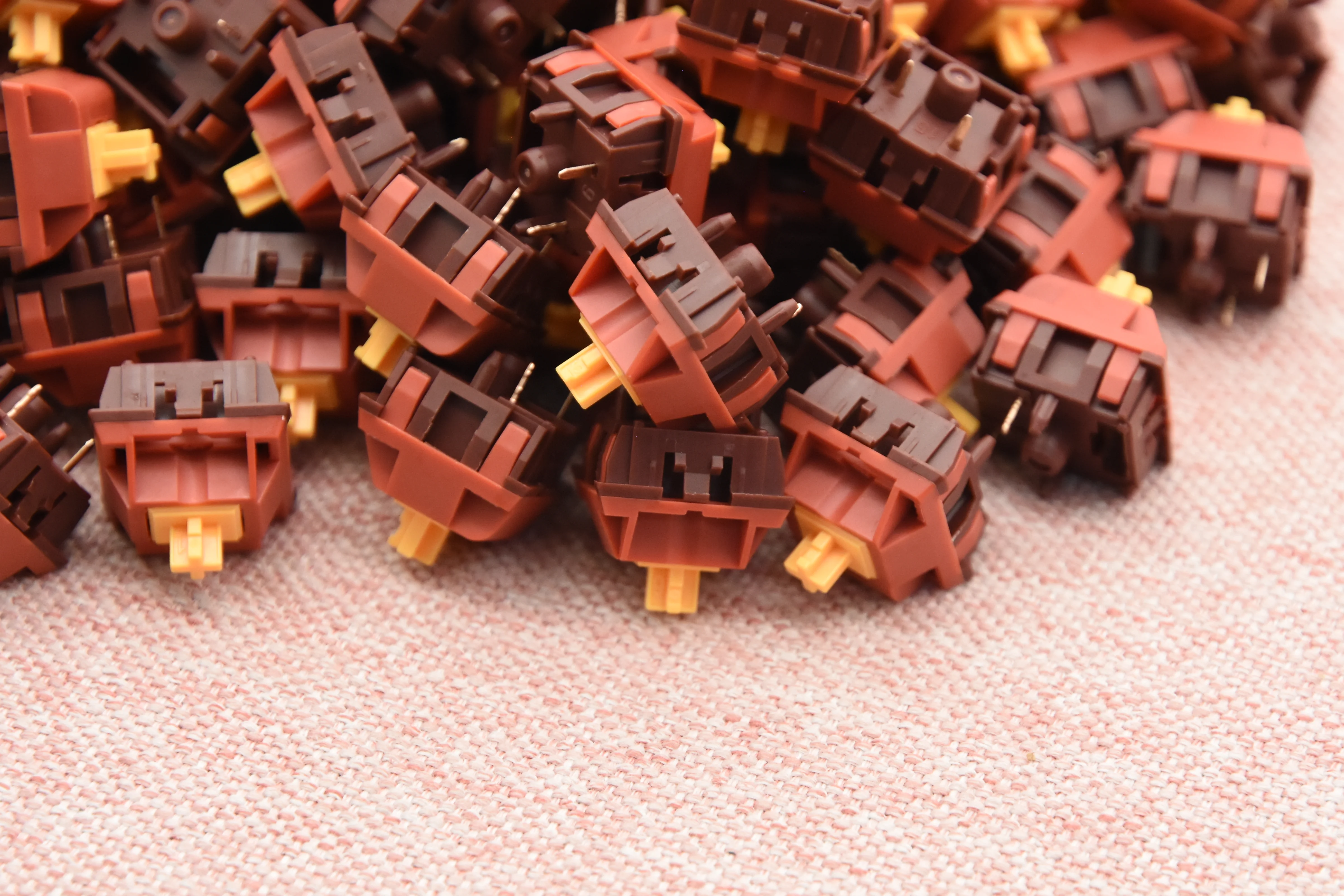 Keygeek Explosion Linear Switch Factory Lubed (10PCS) - Image 3