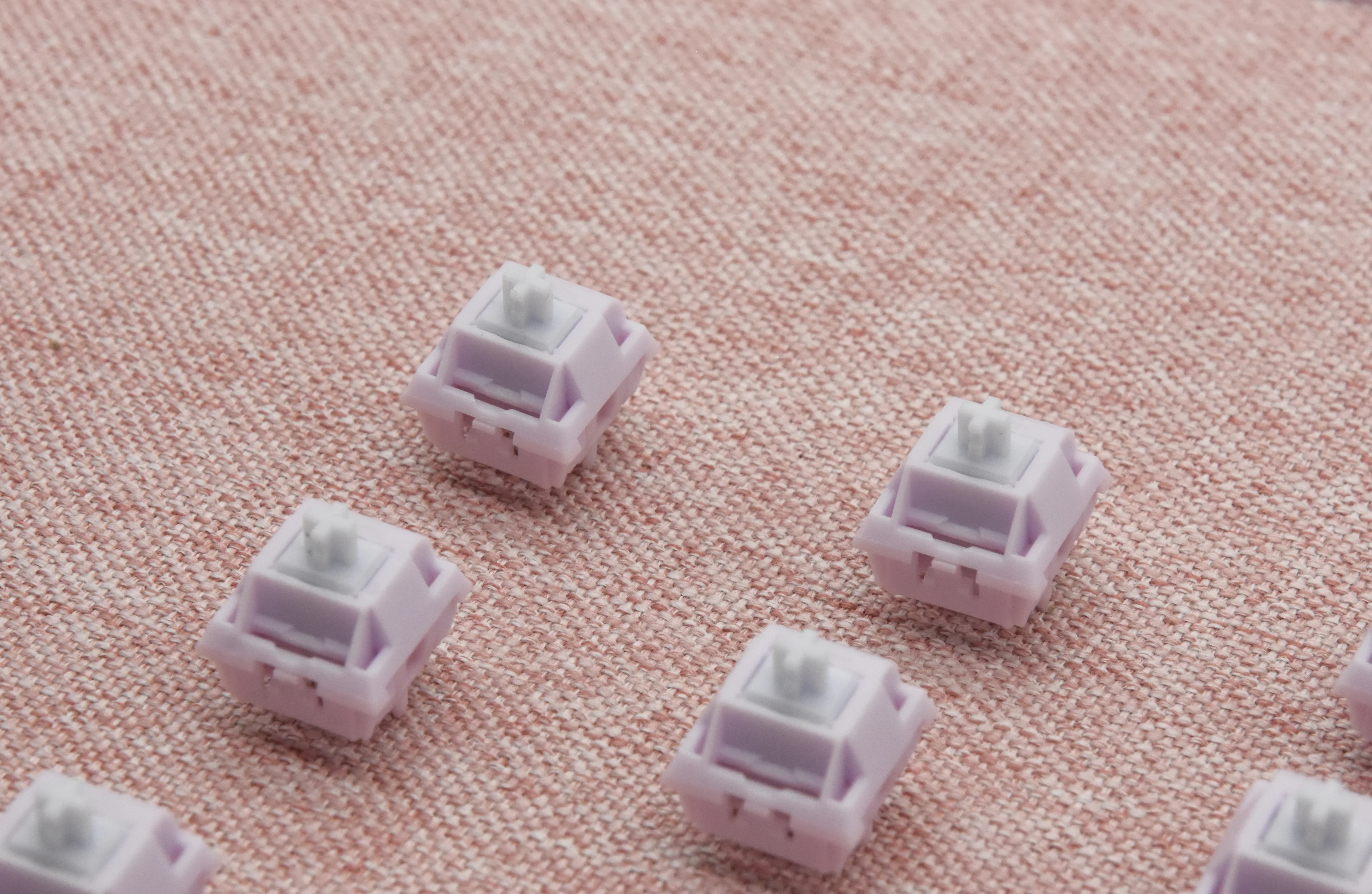 KEYGEEK LILA LINEAR SWITCH FACTORY LUBED (10PCS) - Image 13