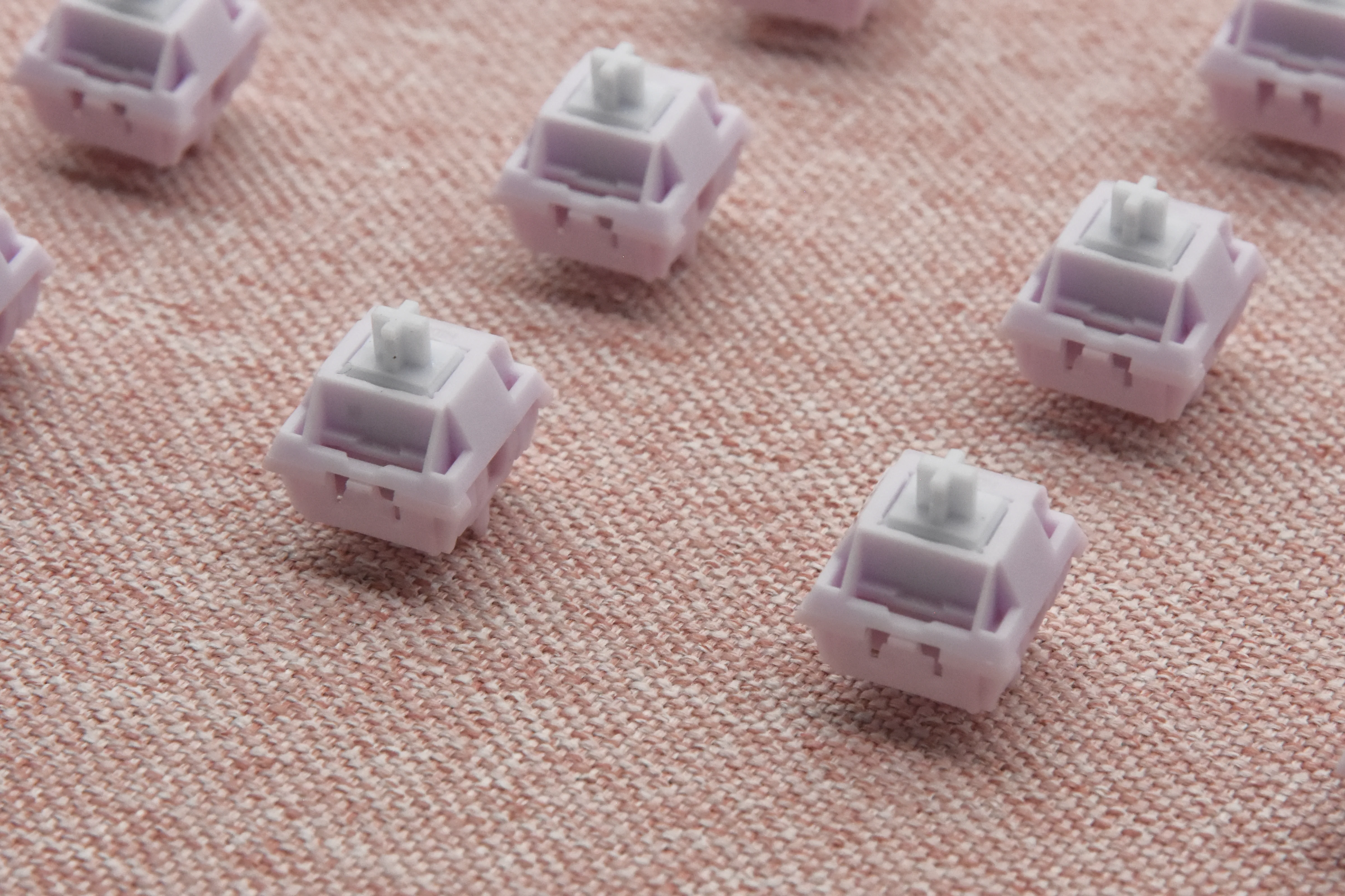 KEYGEEK LILA LINEAR SWITCH FACTORY LUBED (10PCS) - Image 14