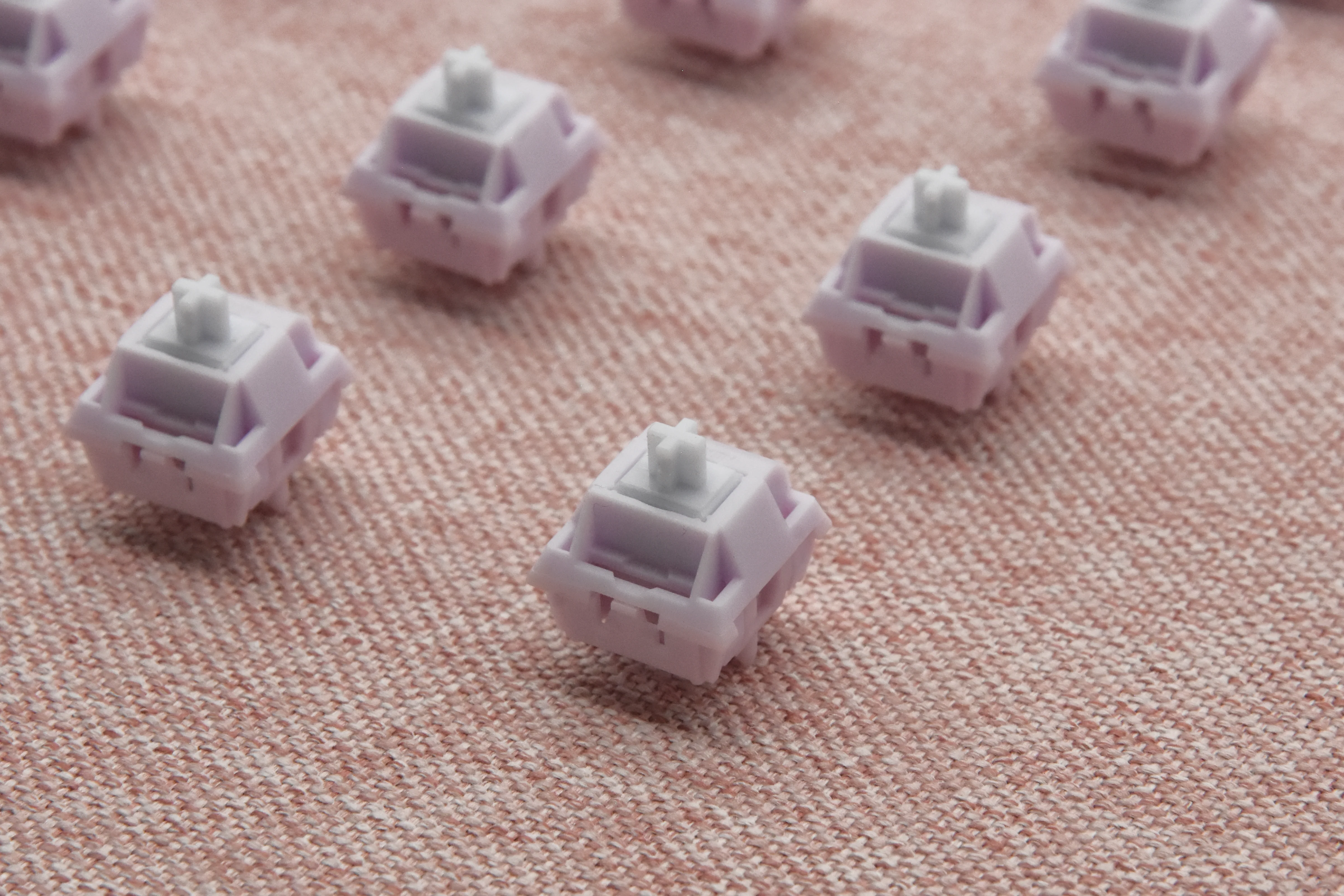 KEYGEEK LILA LINEAR SWITCH FACTORY LUBED (10PCS) - Image 15