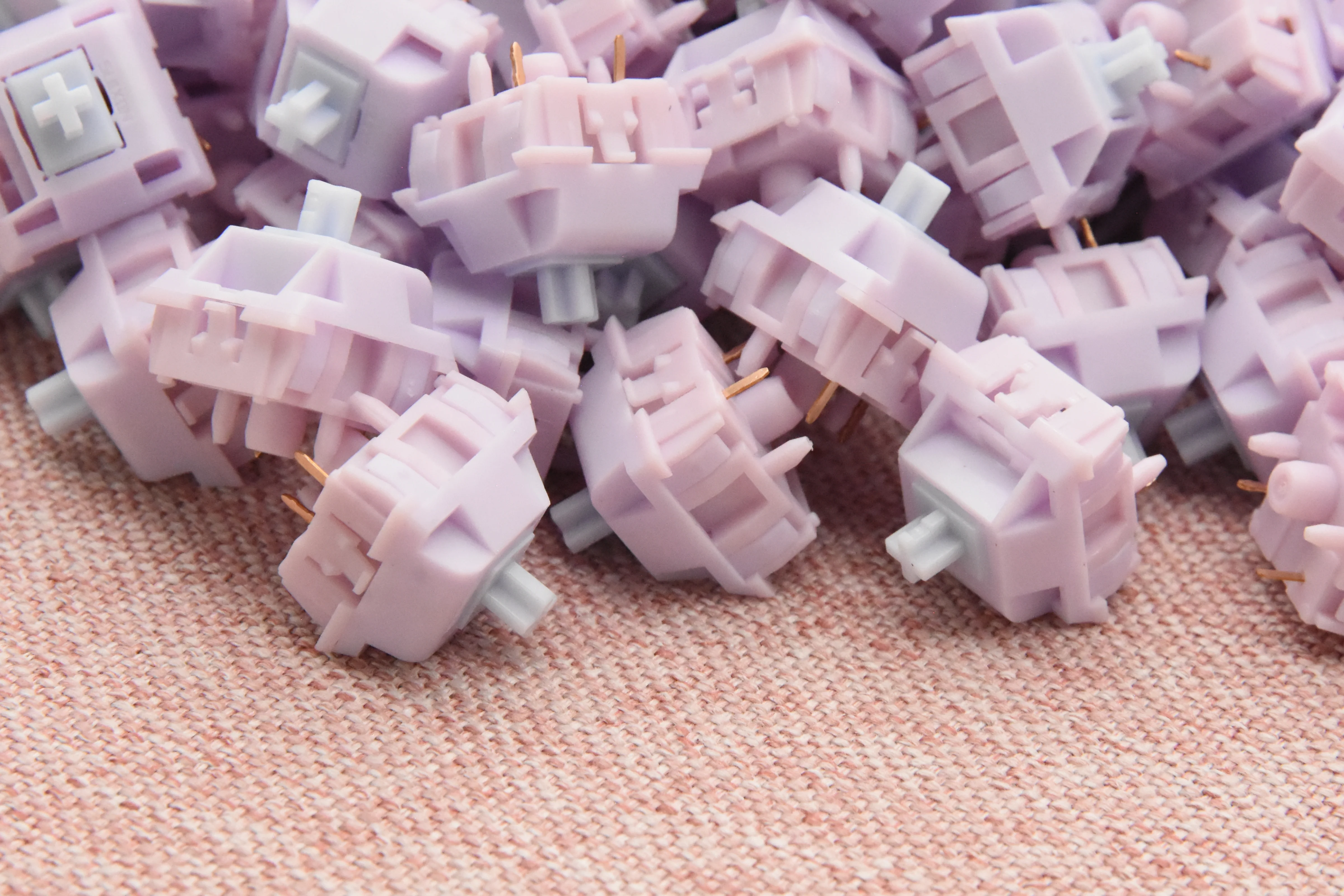 KEYGEEK LILA LINEAR SWITCH FACTORY LUBED (10PCS) - Image 6