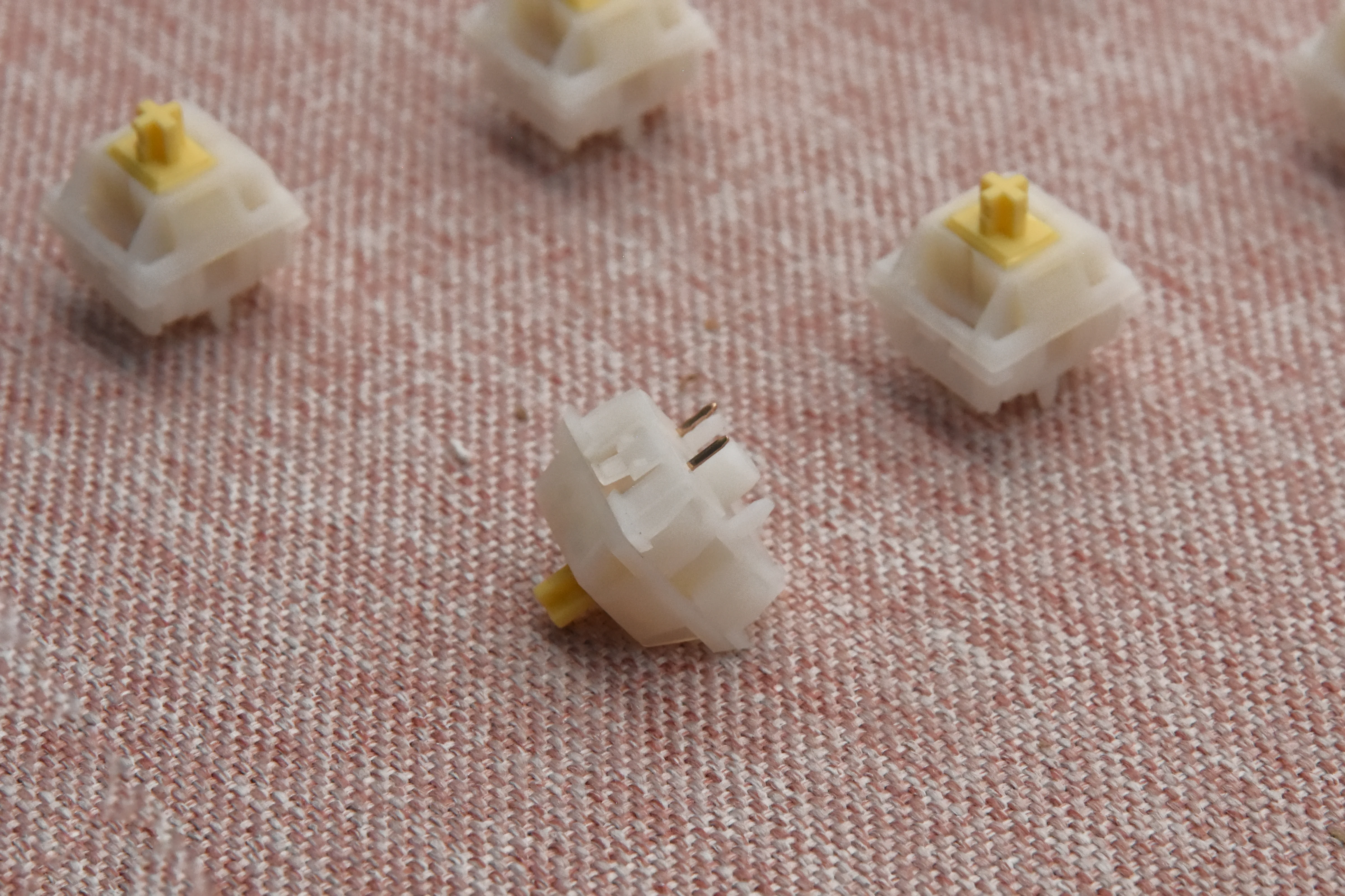 KEYGEEK LITTLE GHOST LINEAR SWITCH FACTORY LUBED (10PCS) - Image 16
