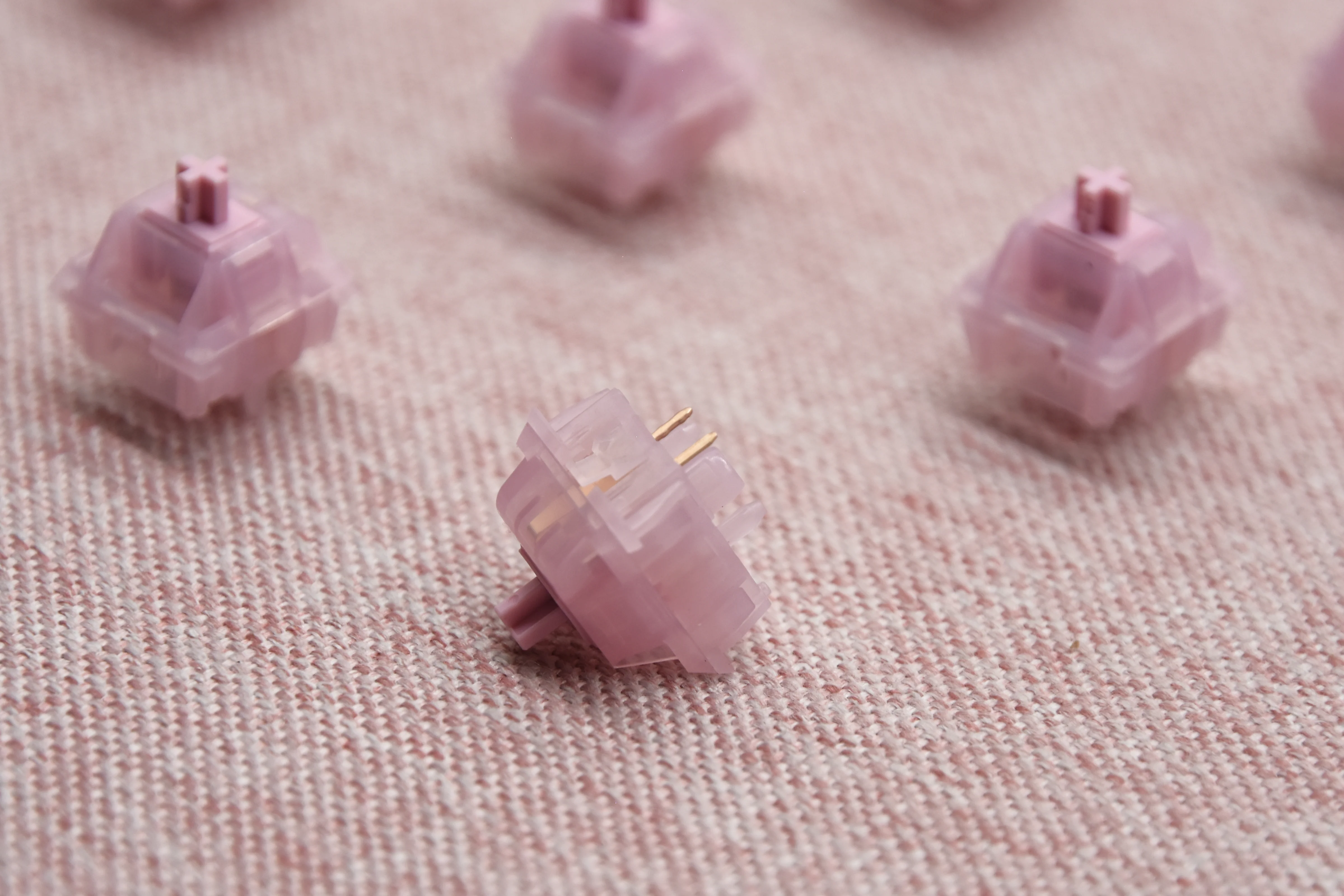 KEYGEEK LITTLE LUCKY LINEAR SWITCH FACTORY LUBED EDITION (10PCS) - Image 12