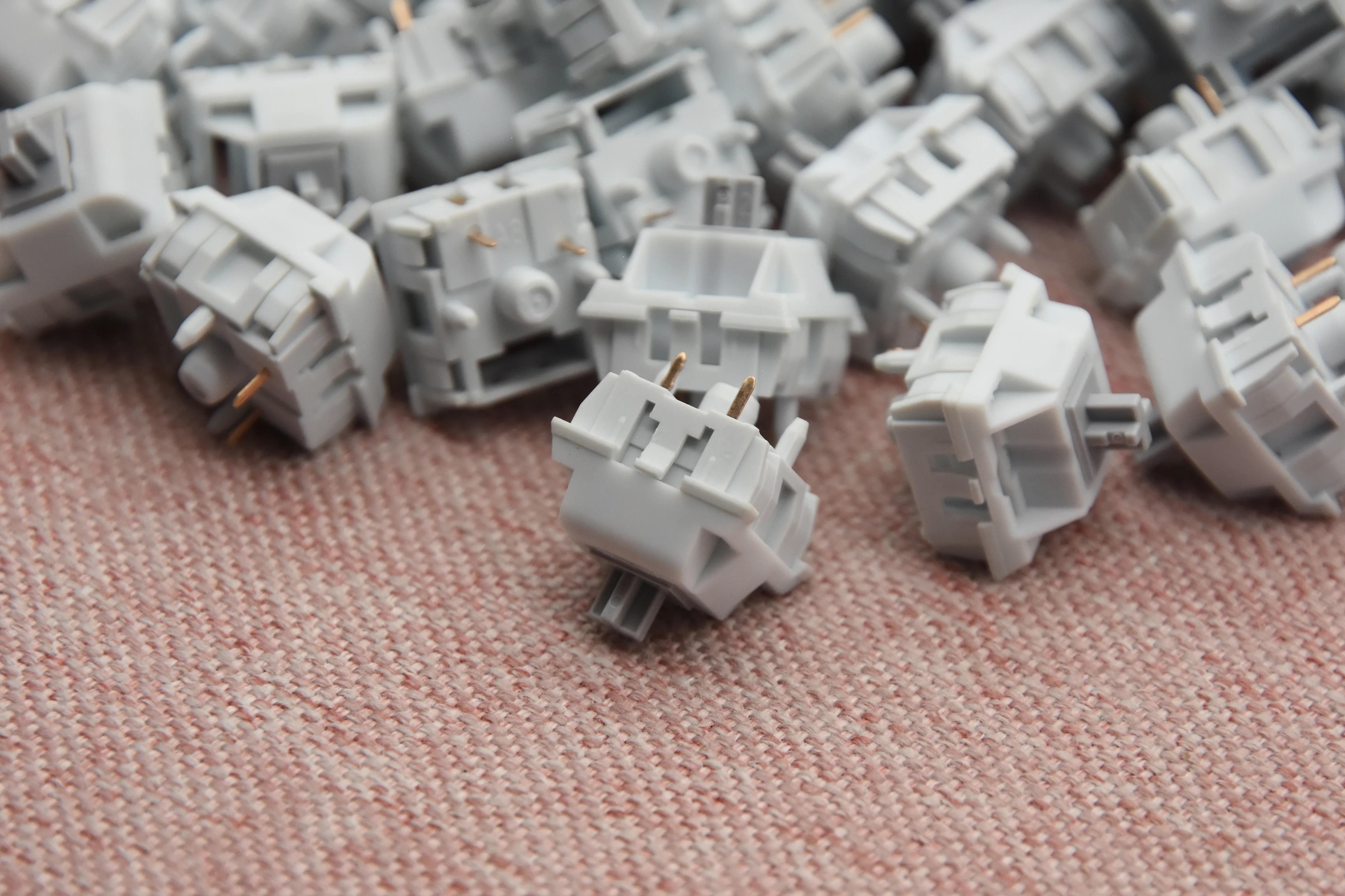 KEYGEEK PA LINEAR SWITCH FACTORY LUBED (10PCS) - Image 12