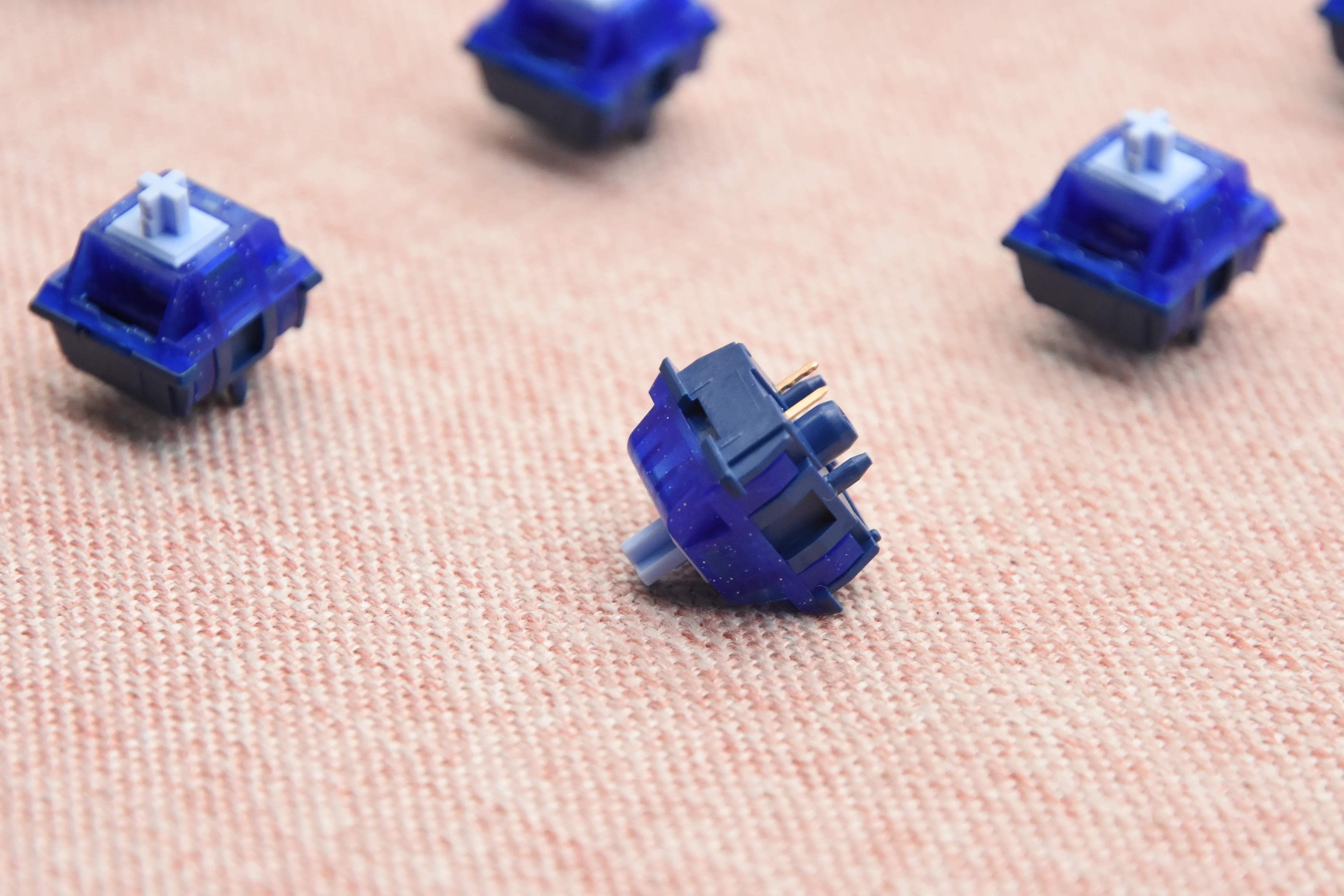 KEYGEEK ROXY LINEAR SWITCH FACTORY LUBED (10 PCS) - Image 12