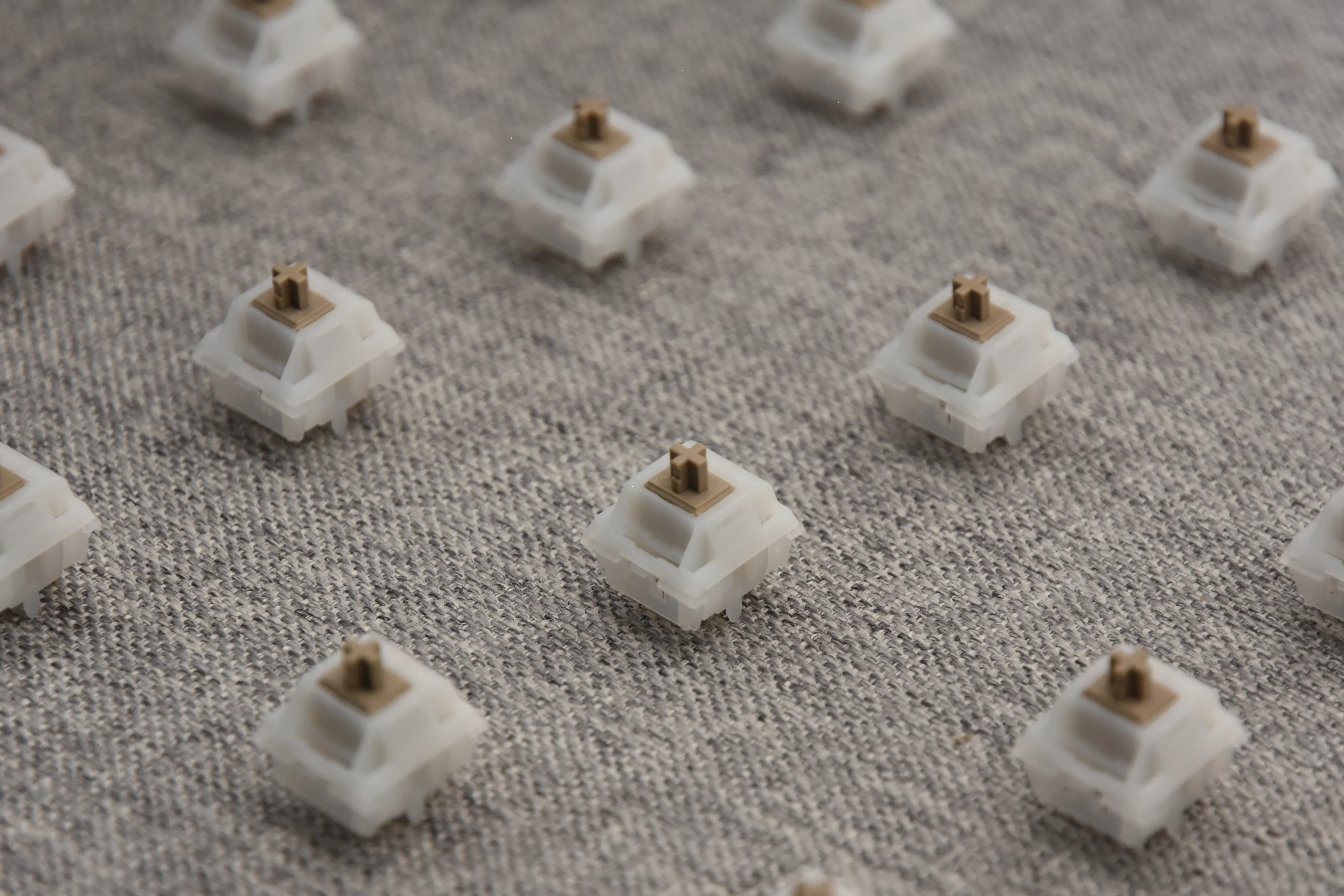 KEYGEEK RYE LINEAR SWITCH FACTORY LUBED (10PCS) - Image 9