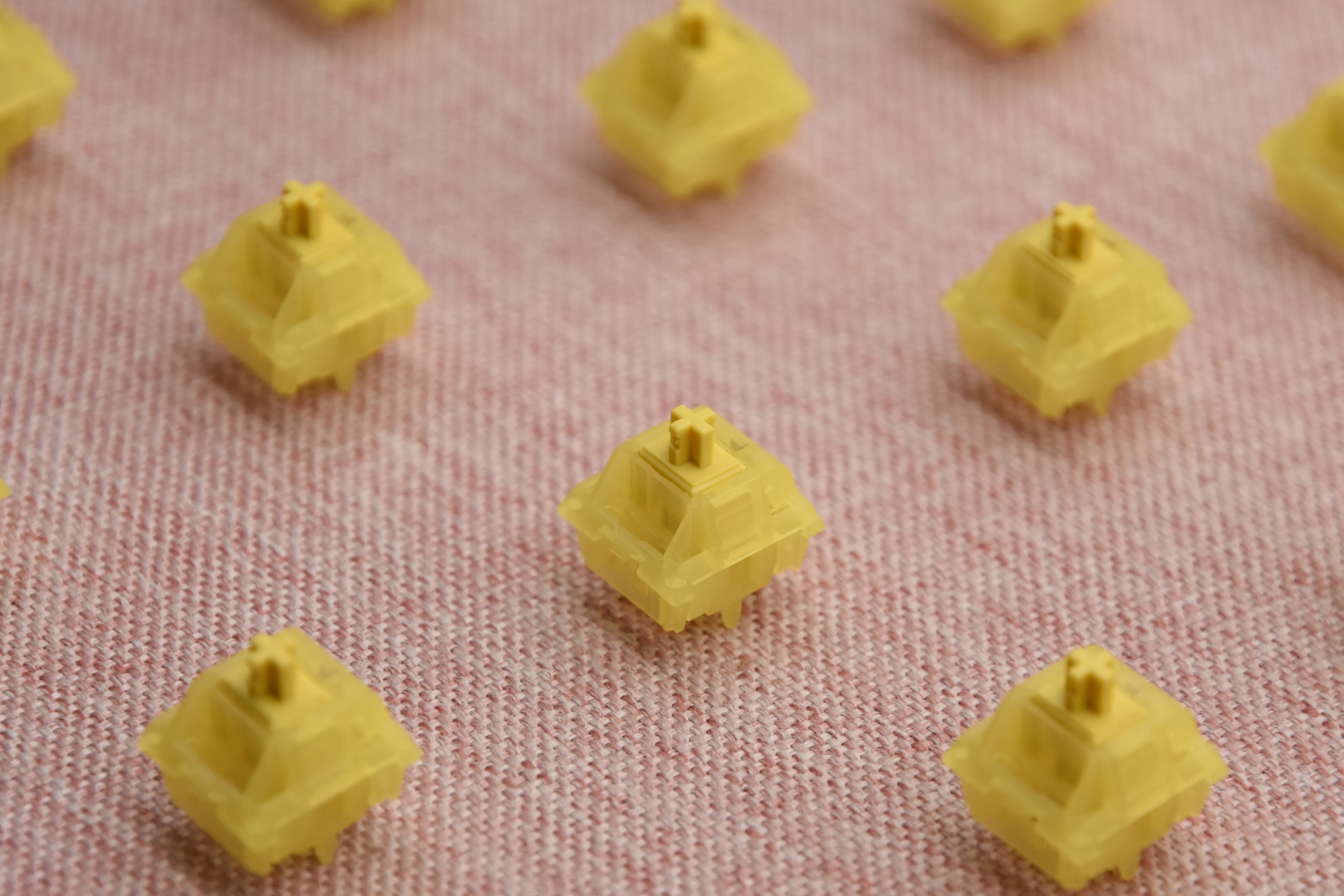 KEYGEEK SUNFLOWER LINEAR SWITCH FACTORY LUBED EDITION (10PCS) - Image 10