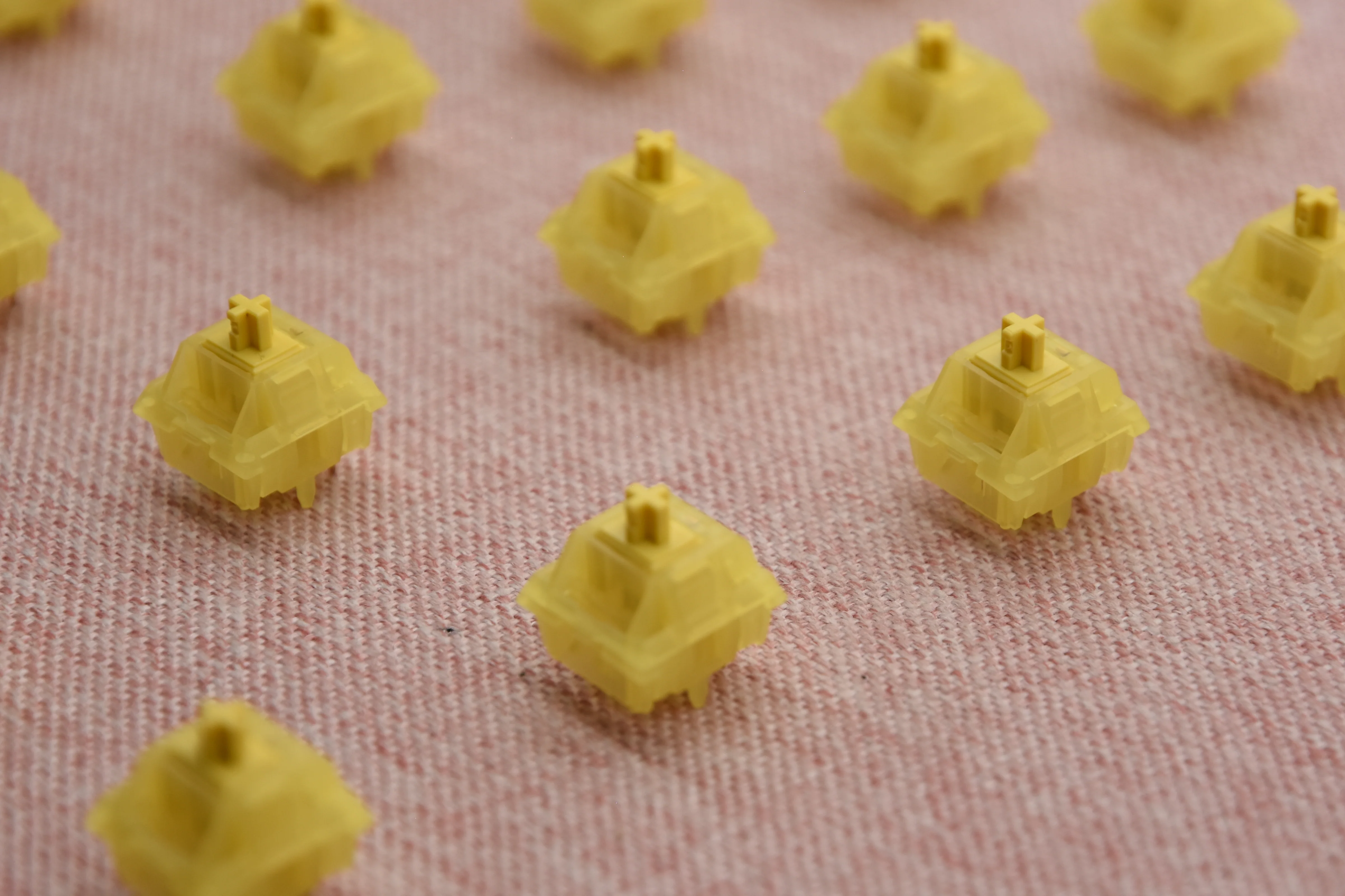KEYGEEK SUNFLOWER LINEAR SWITCH FACTORY LUBED EDITION (10PCS) - Image 13