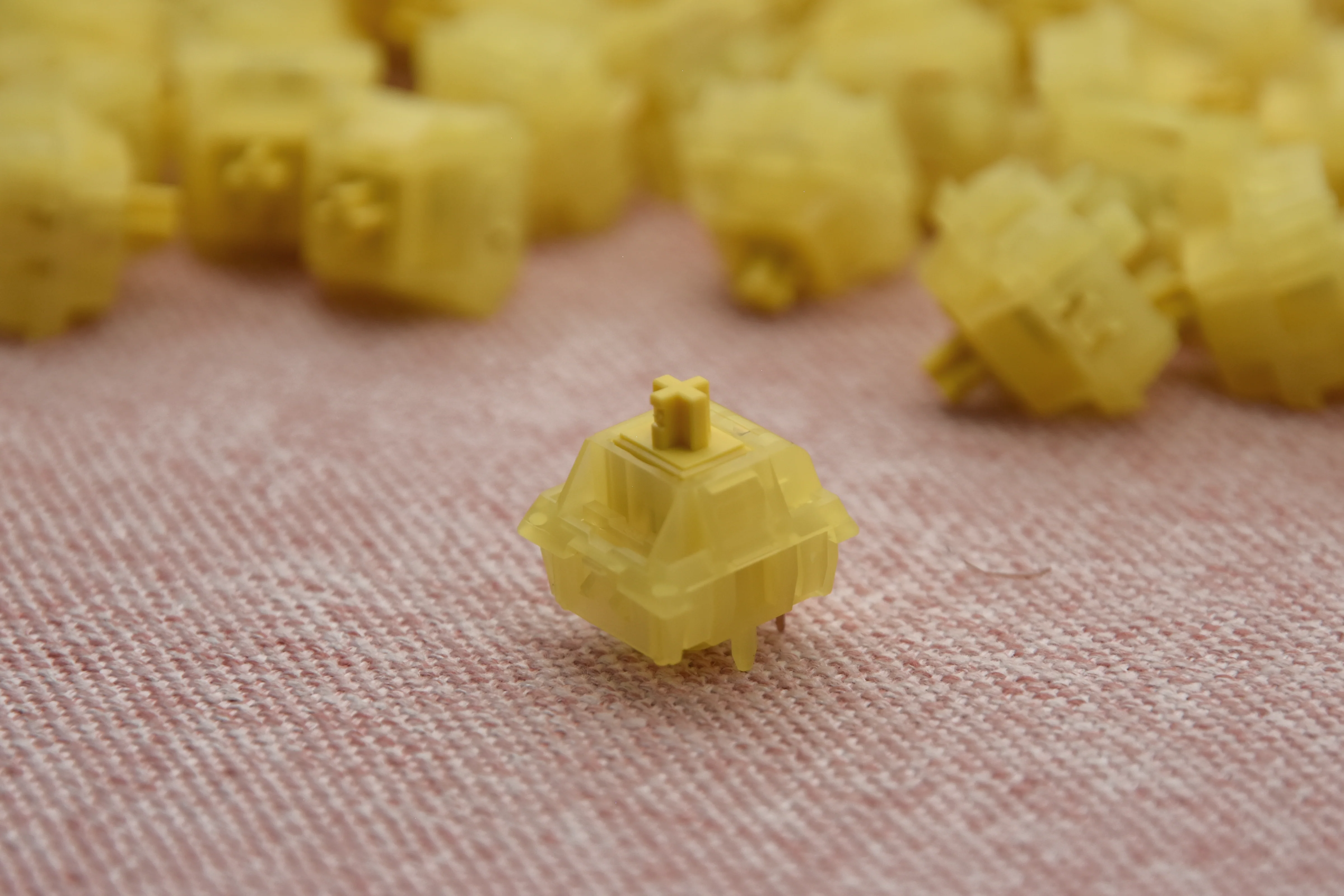 KEYGEEK SUNFLOWER LINEAR SWITCH FACTORY LUBED EDITION (10PCS) - Image 14