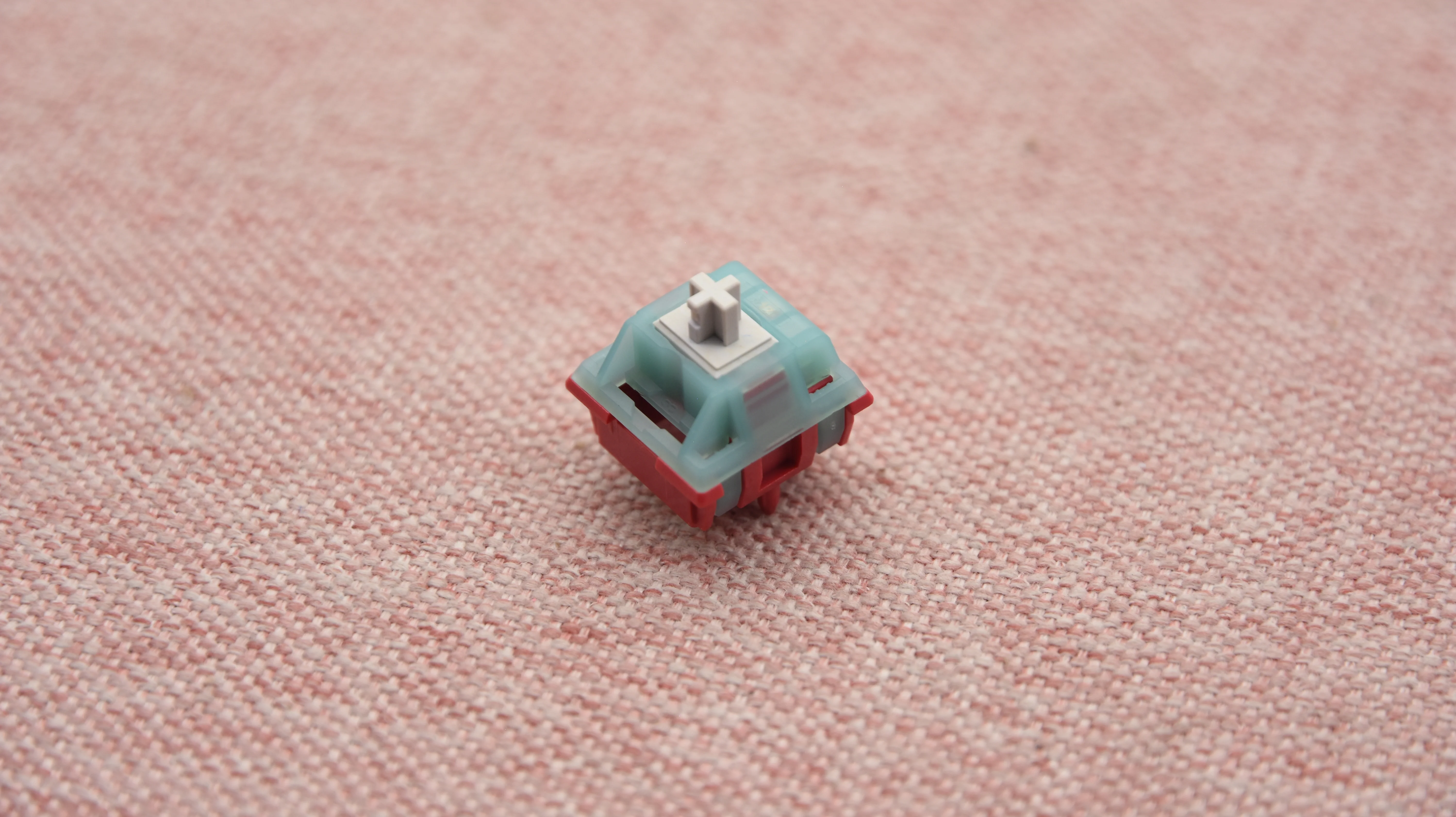 KEYGEEK T2 LINEAR SWITCH FACTORY LUBED (10PCS) - Image 5