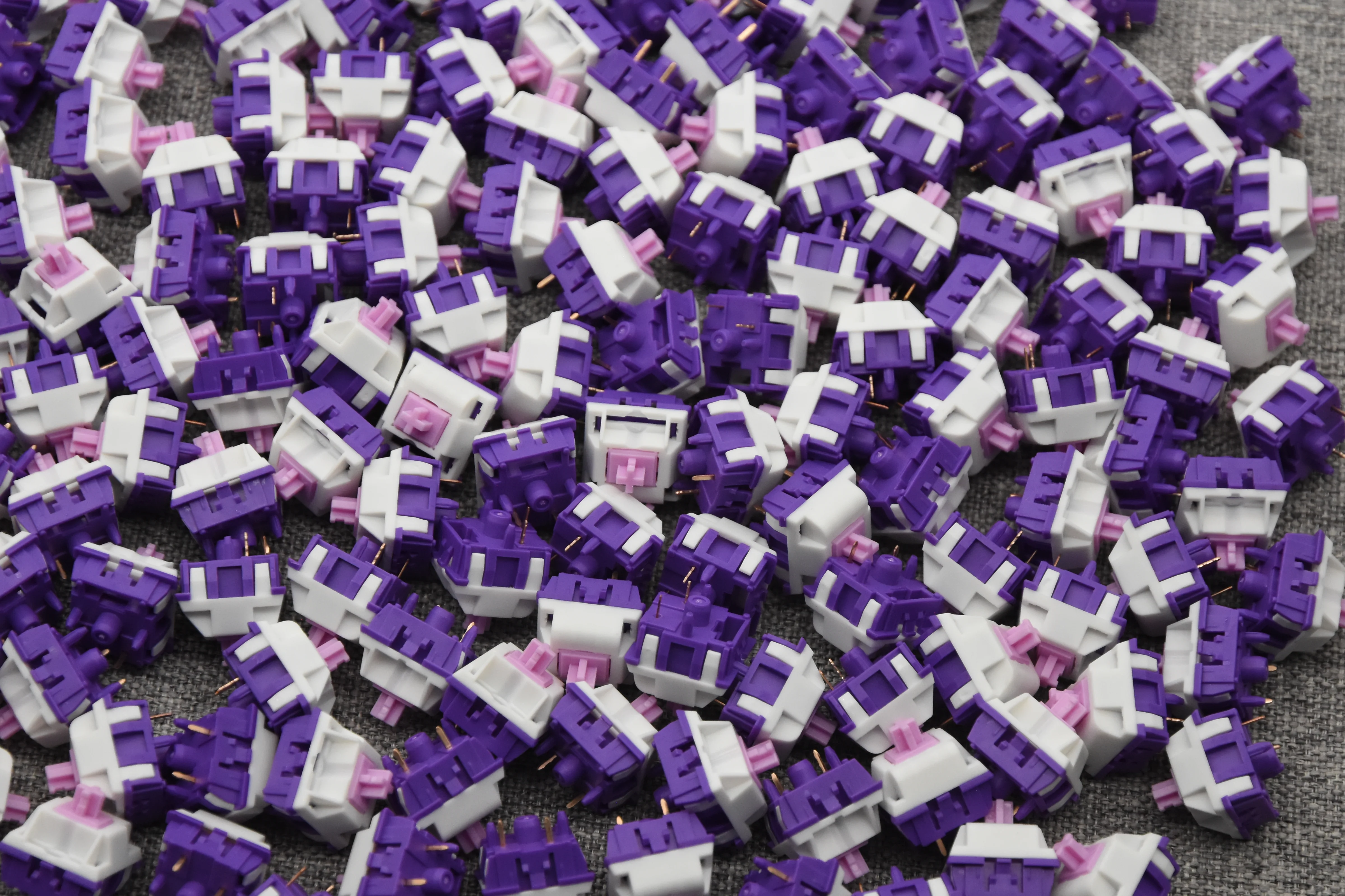 KEYGEEK X UNIKEYS PURPLE DAWN LINEAR SWITCH FACTORY LUBED EDITION (10PCS) - Image 6
