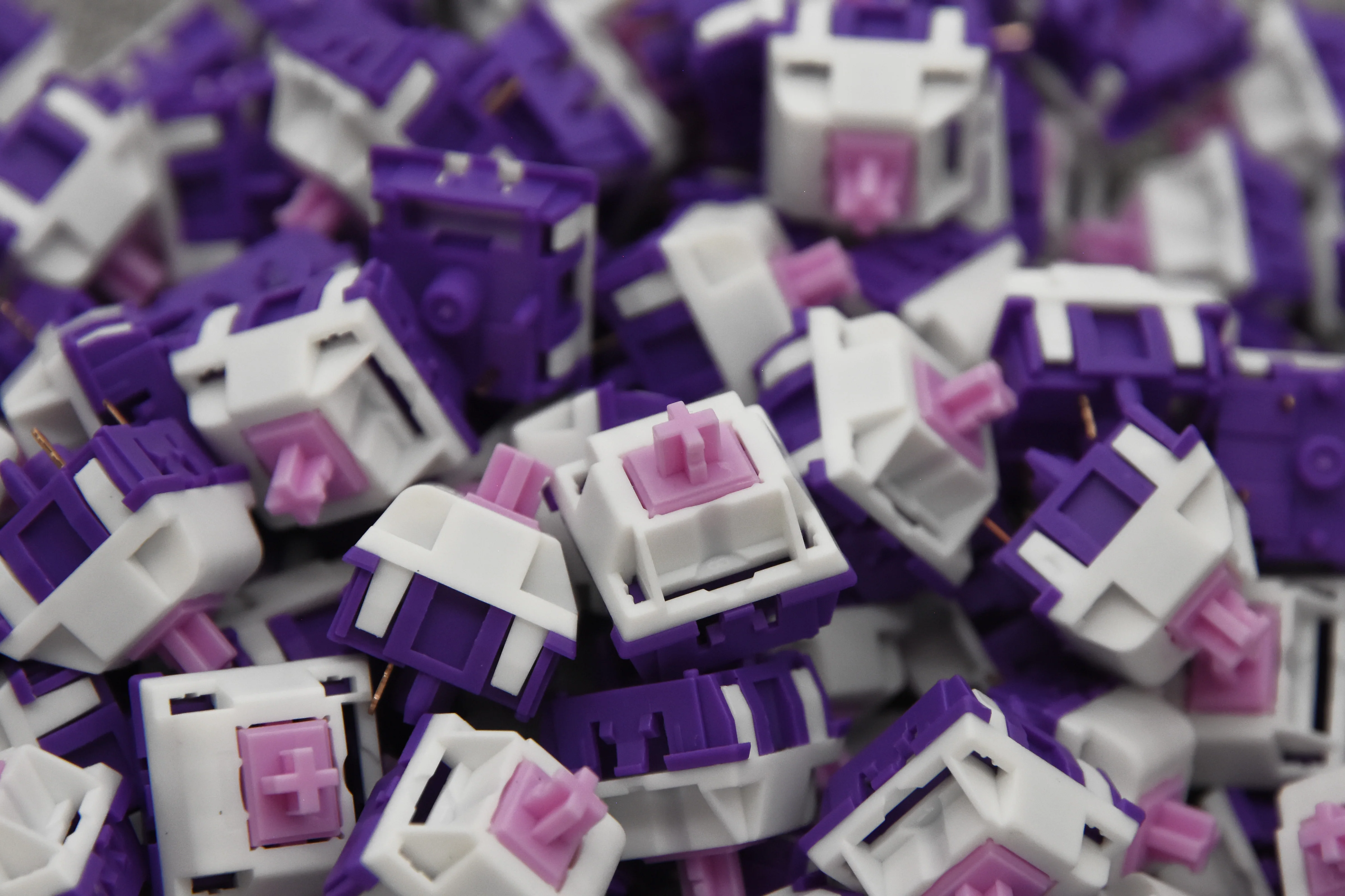 KEYGEEK X UNIKEYS PURPLE DAWN LINEAR SWITCH FACTORY LUBED EDITION (10PCS) - Image 7