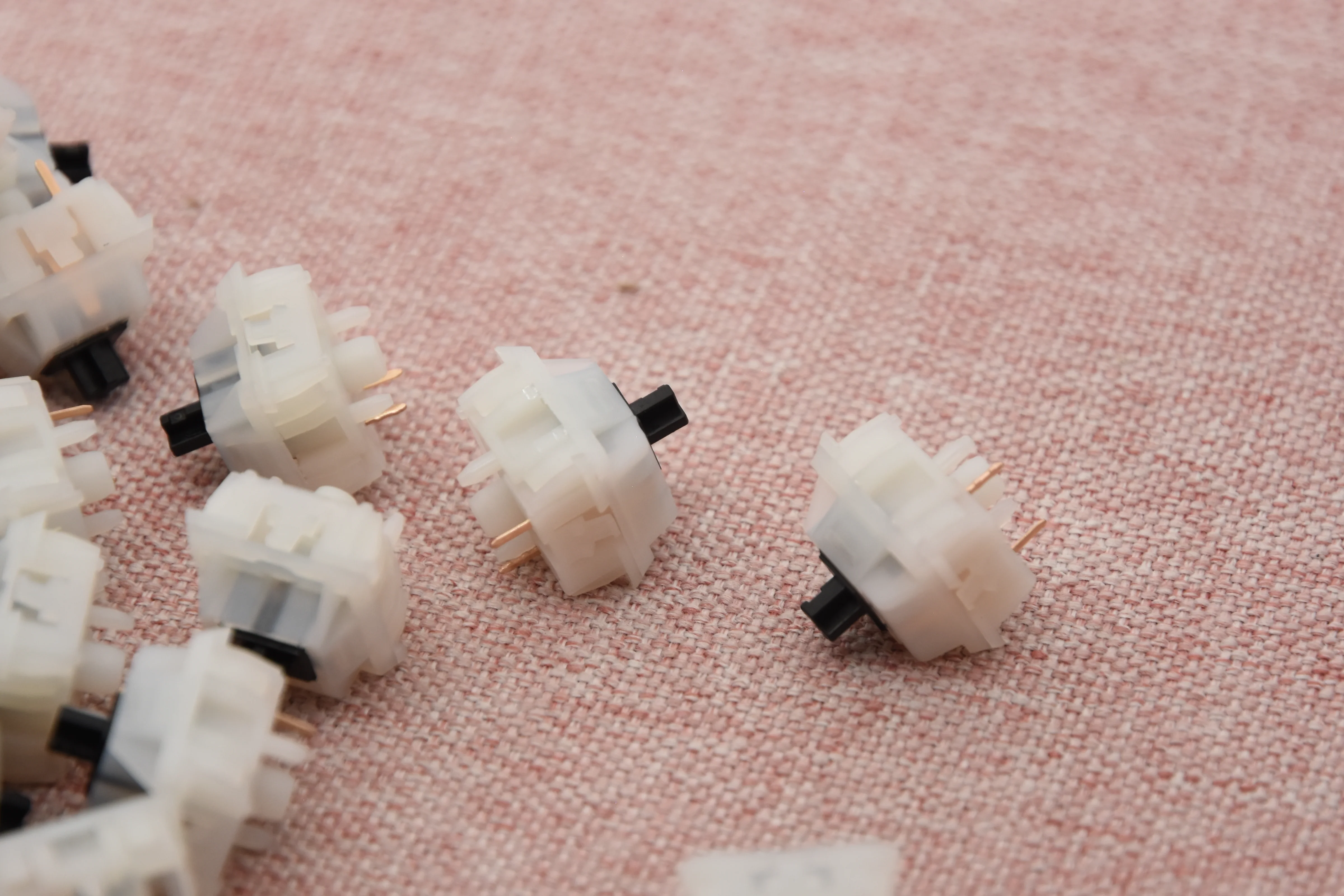 KEYGEEK Y3X LINEAR SWITCH FACTORY LUBED (10PCS) - Image 5