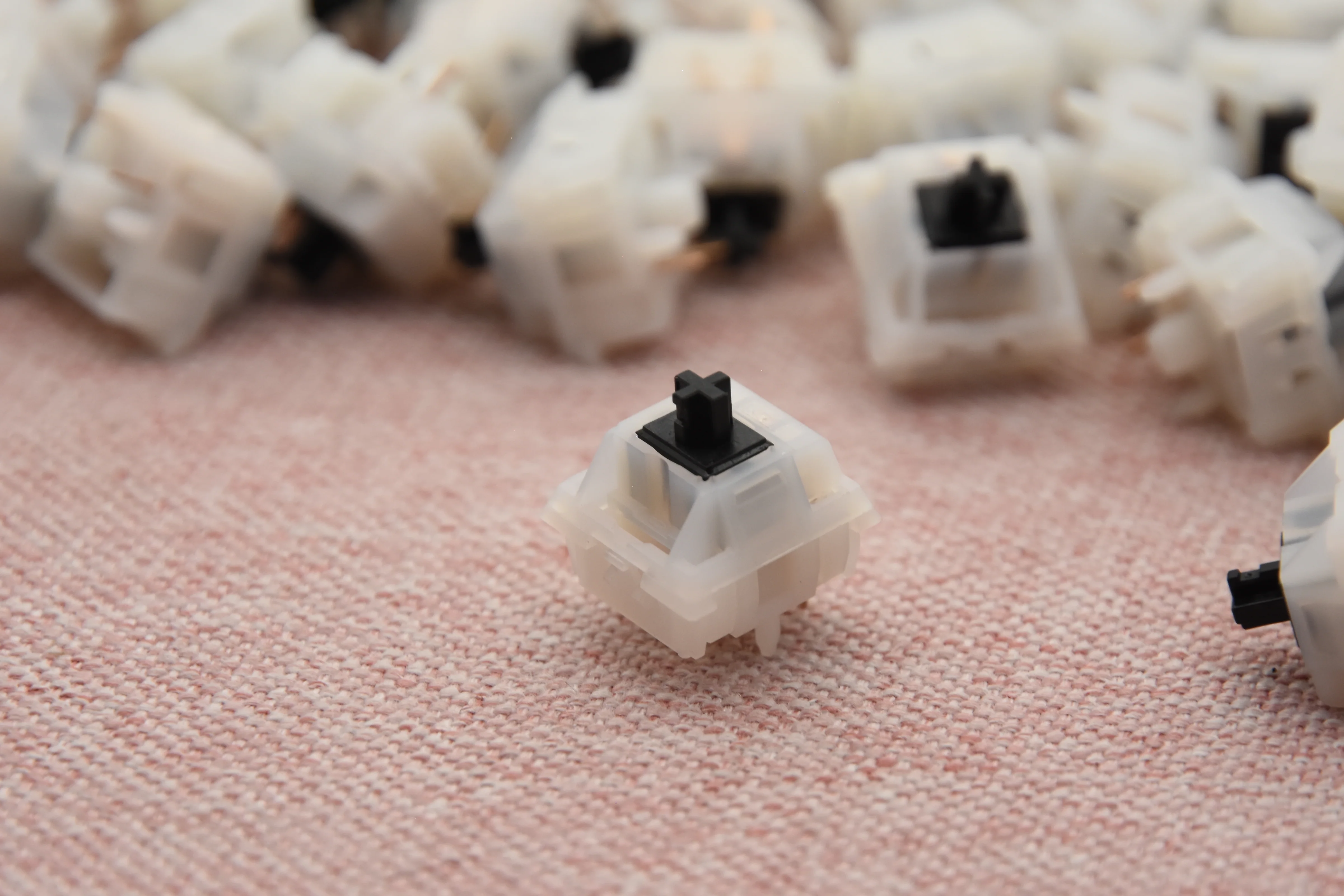 KEYGEEK Y3X LINEAR SWITCH FACTORY LUBED (10PCS) - Image 7