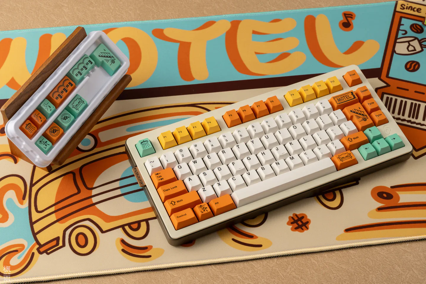 KEYKOBO MOTEL KEYCAP SET - Image 14